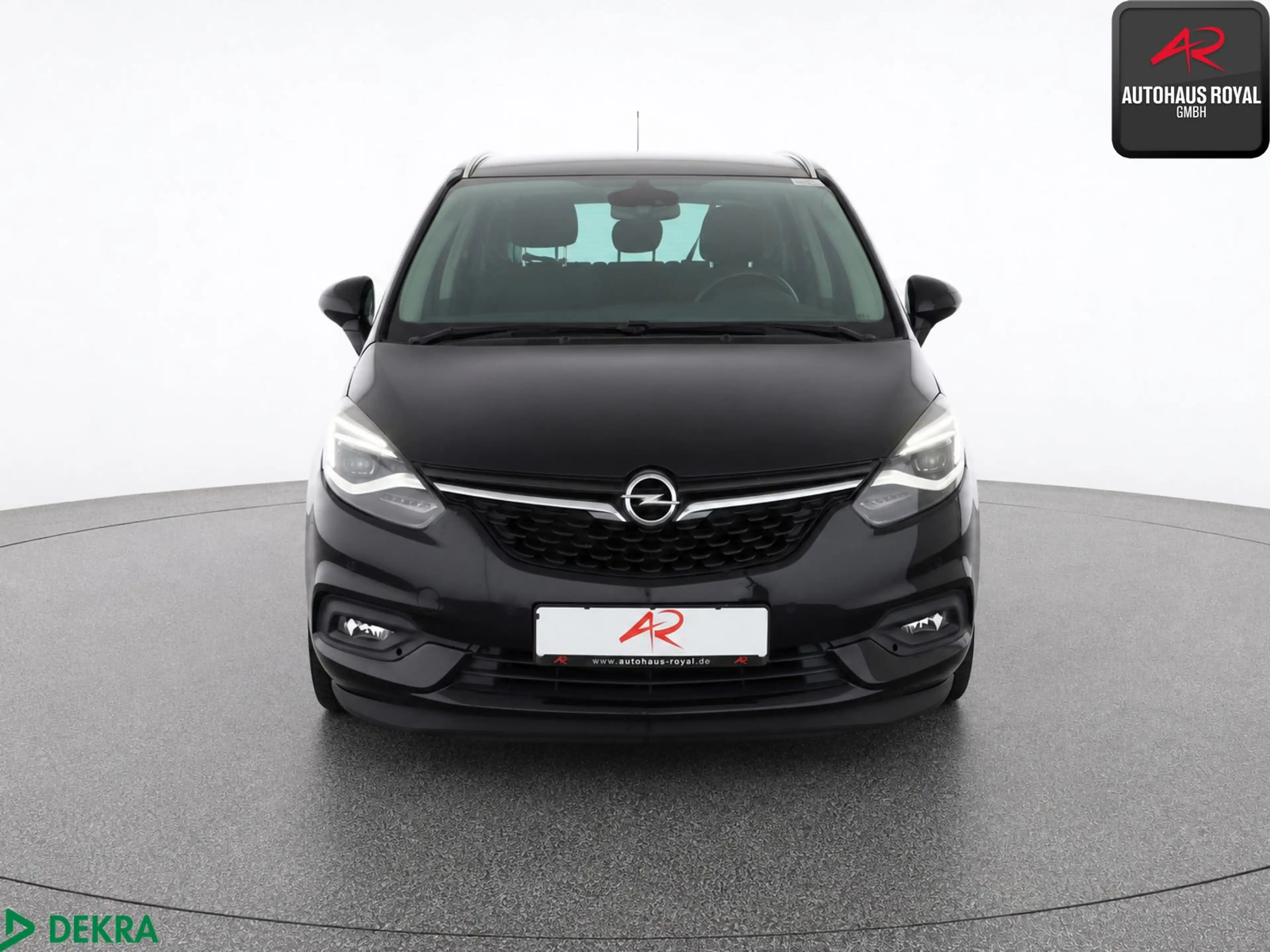 Opel Zafira Tourer Zafira Tourer 2.0 CDTI 7 SITZE,NAVI,AHK,KAMERA — photo 8