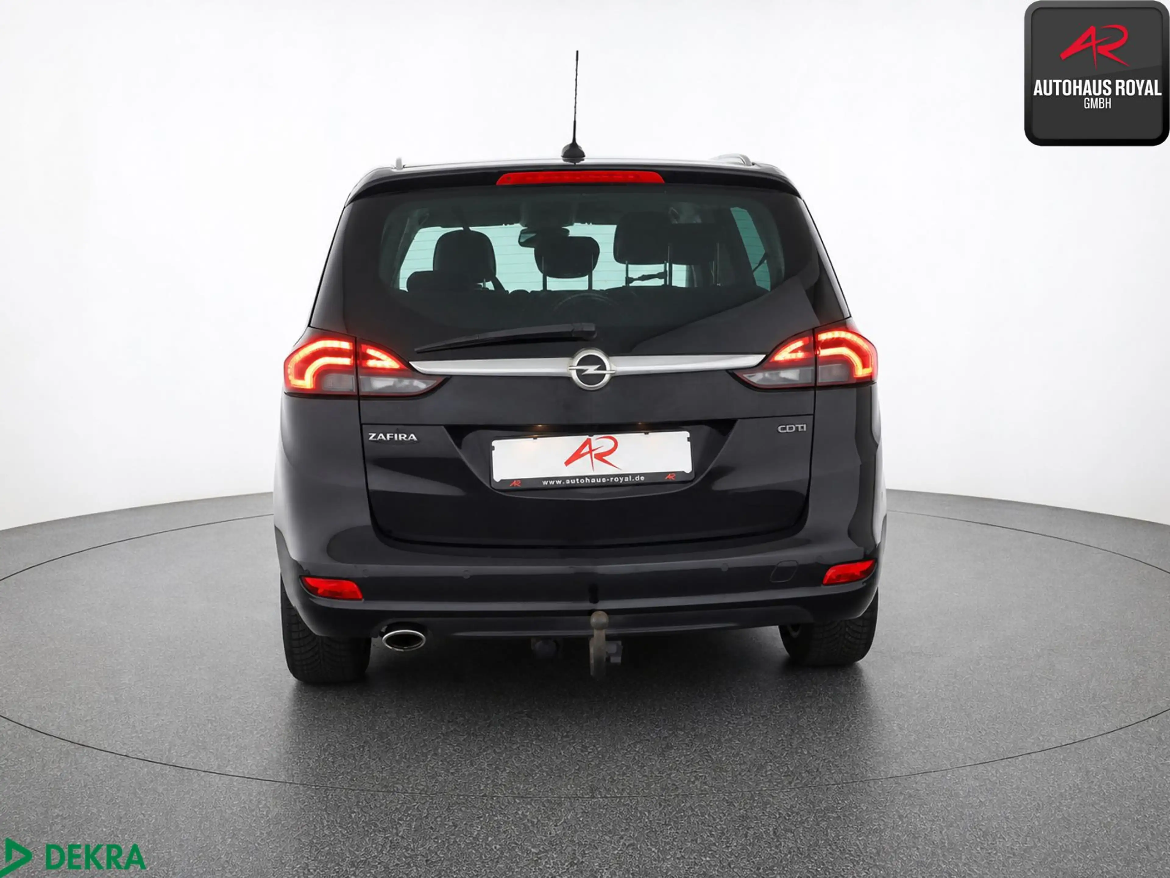 Opel Zafira Tourer Zafira Tourer 2.0 CDTI 7 SITZE,NAVI,AHK,KAMERA — photo 4