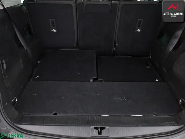 Opel Zafira Tourer view 20