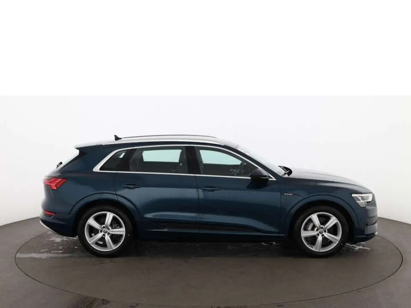 Audi e-tron 50 quattro advanced 71kWh Aut LED NAVI PDC Blau - 2