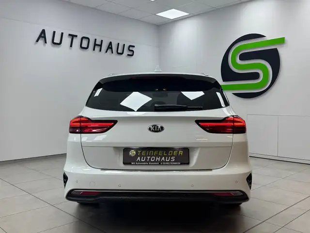 Kia Ceed view 6