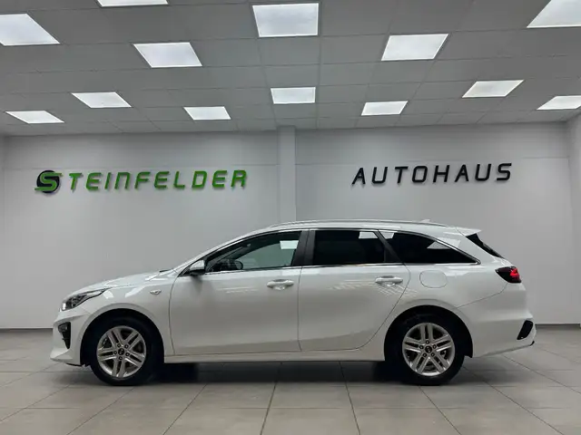 Kia Ceed view 4