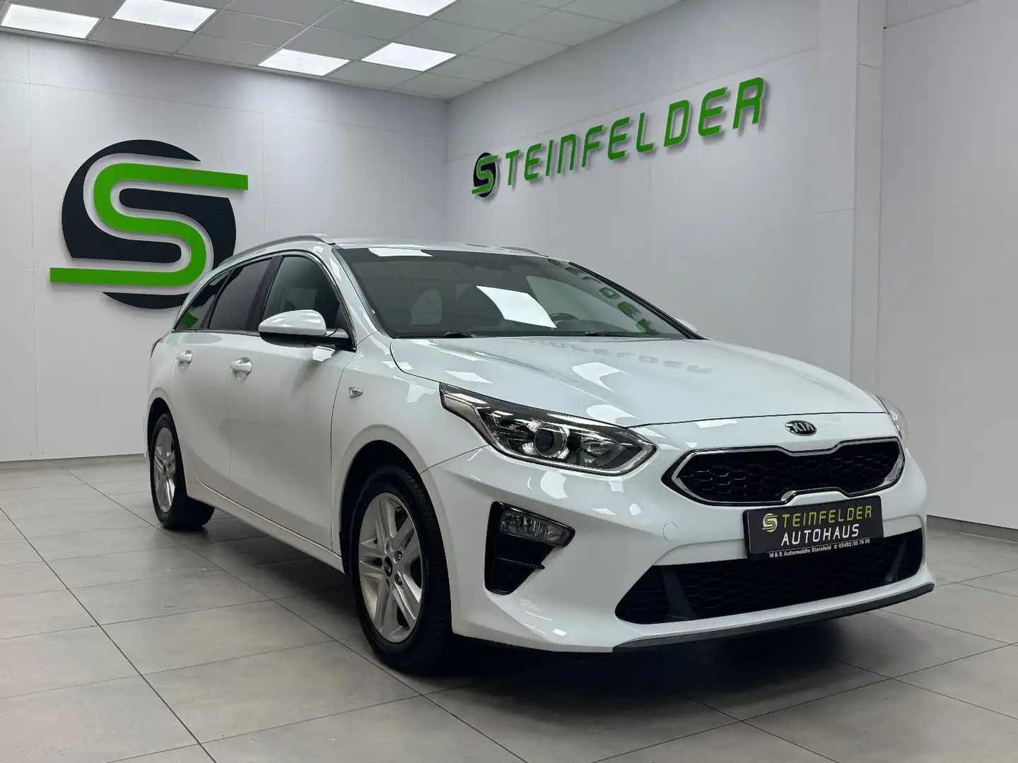 Kia Ceed SW / cee'd SW Vision KAMERA / SPUR/ TEMPOMAT Weiß - 1