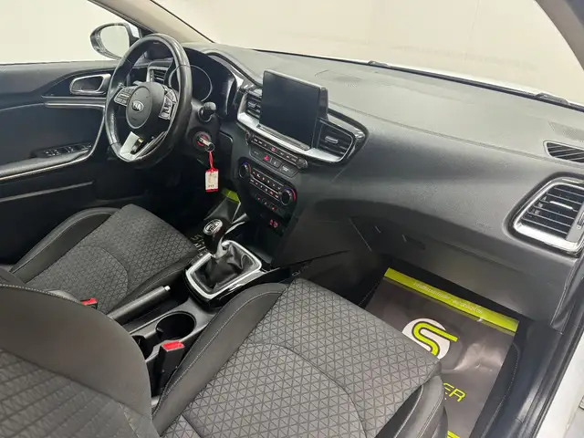Kia Ceed view 10