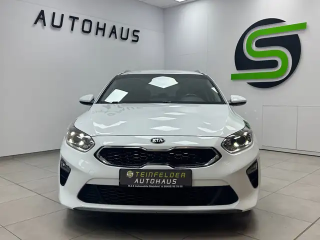 Kia Ceed view 2
