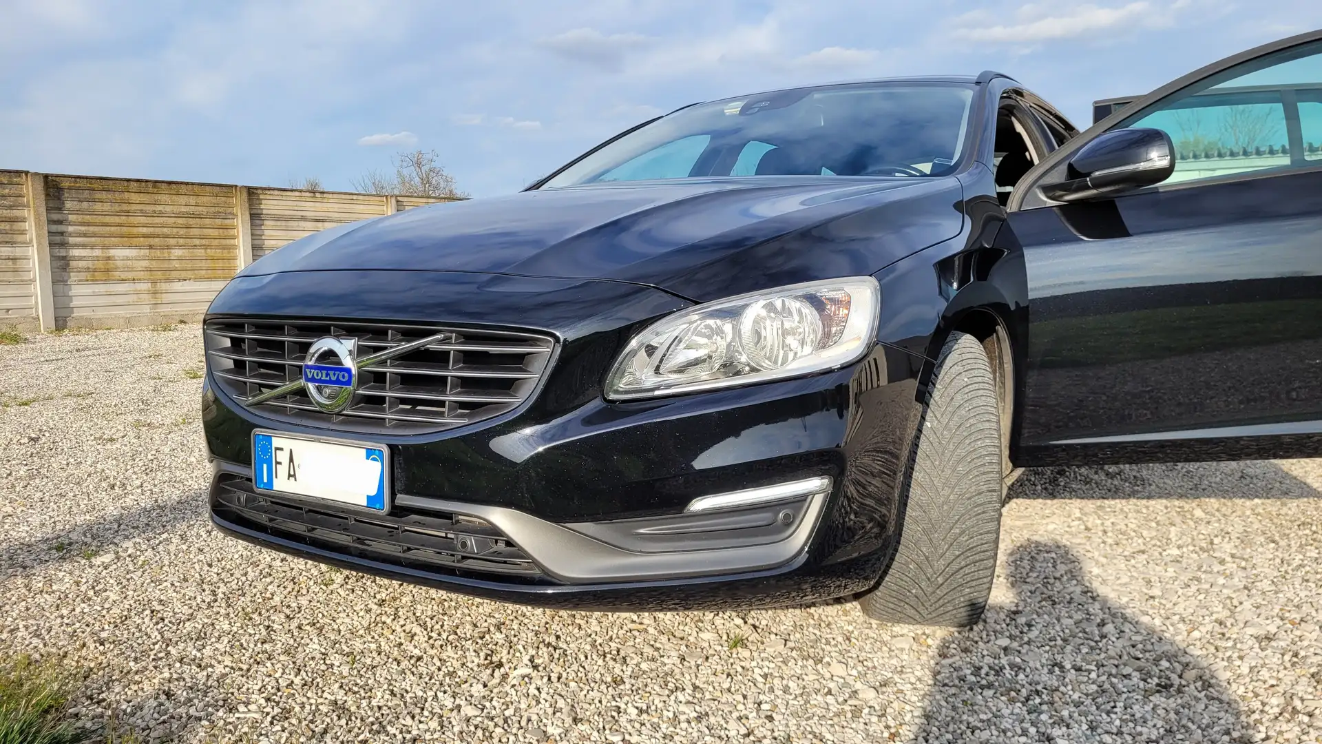 Volvo V60 V60 2.0 d3 Business geartronic Nero - 2