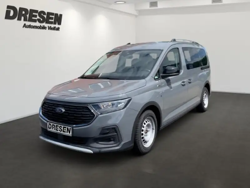 FORD Tourneo