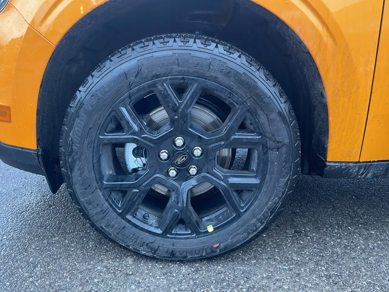 Ford Maverick снимка Ford Maverick