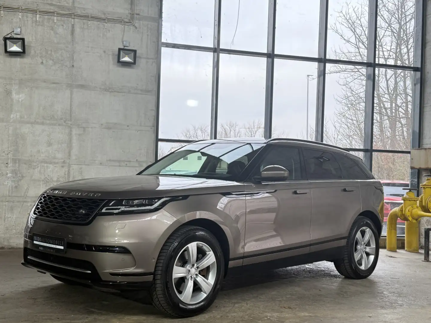 Land Rover Range Rover Velar D300 SE LED Navi Pano Massage Or - 2