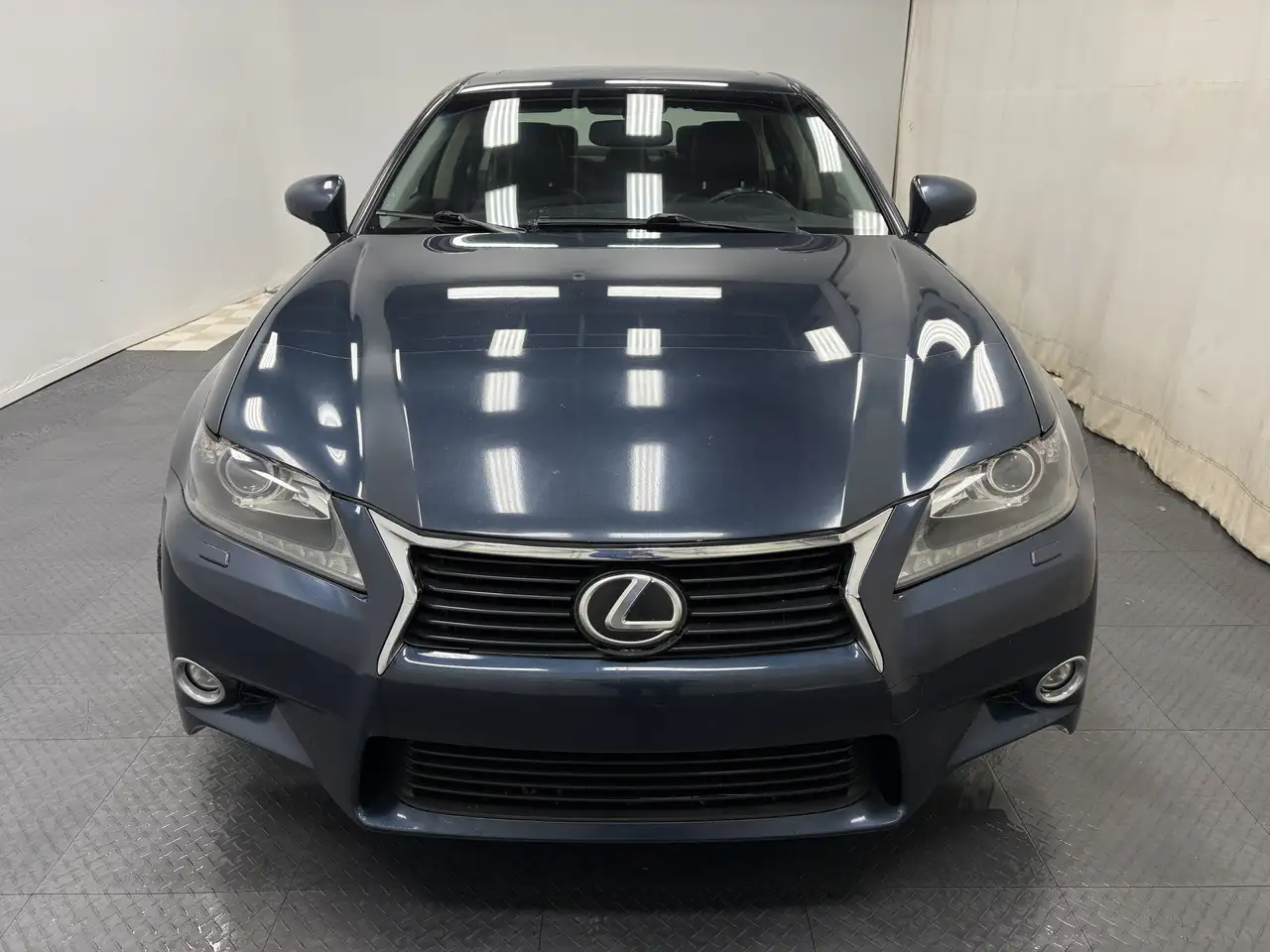 Lexus GS снимка Lexus GS