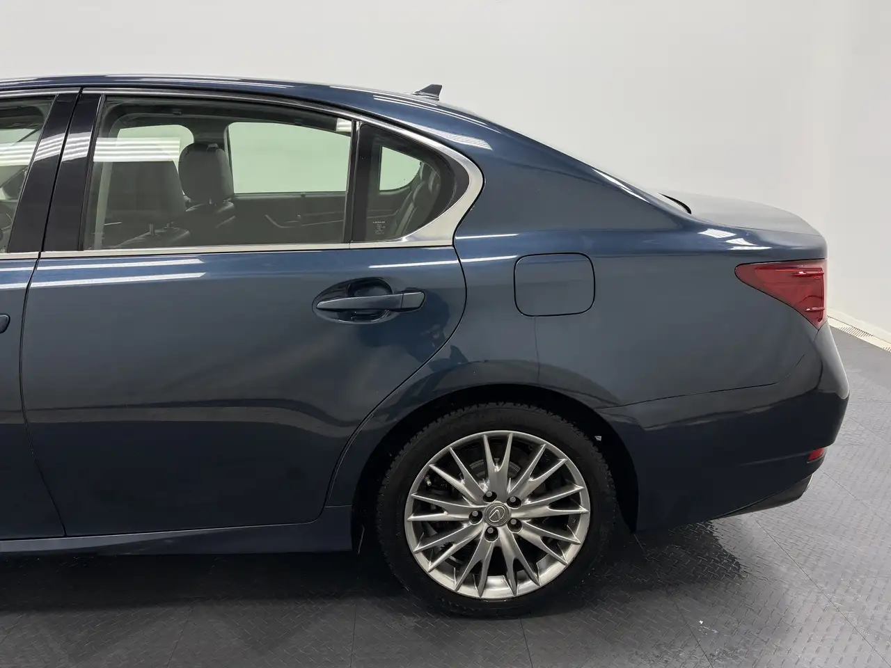 Lexus GS снимка Lexus GS