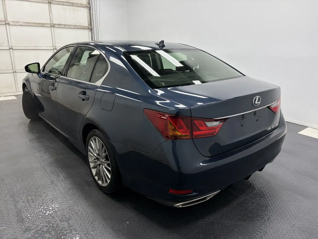 Lexus GS снимка Lexus GS