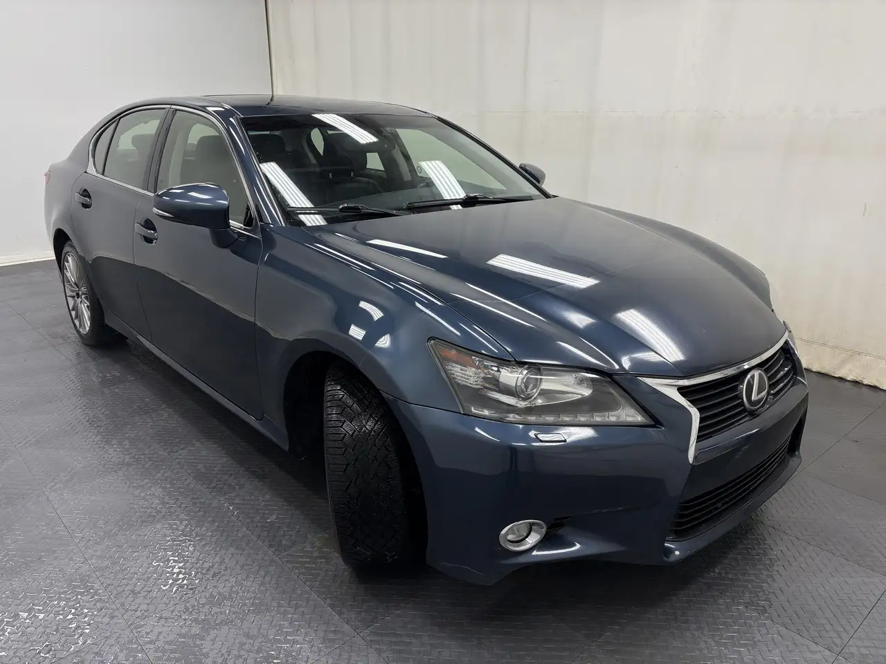 Lexus GS снимка Lexus GS
