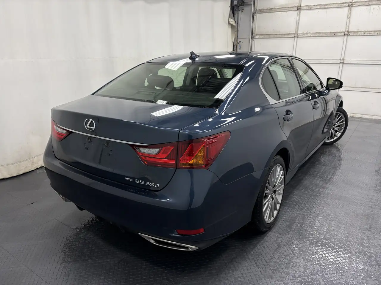 Lexus GS снимка Lexus GS