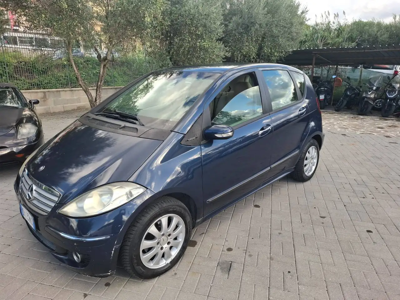 Mercedes-Benz A 180