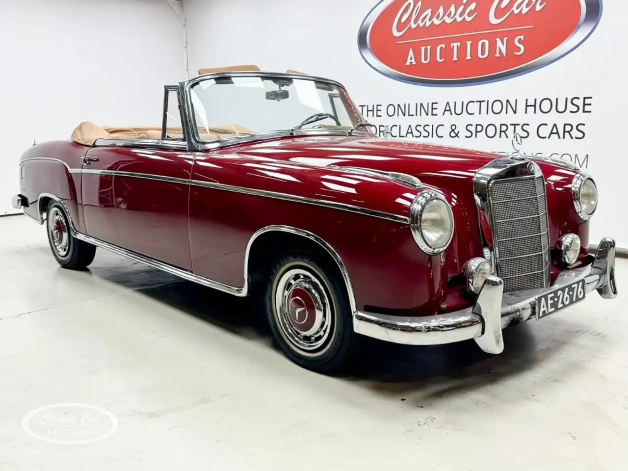 Mercedes-Benz 220