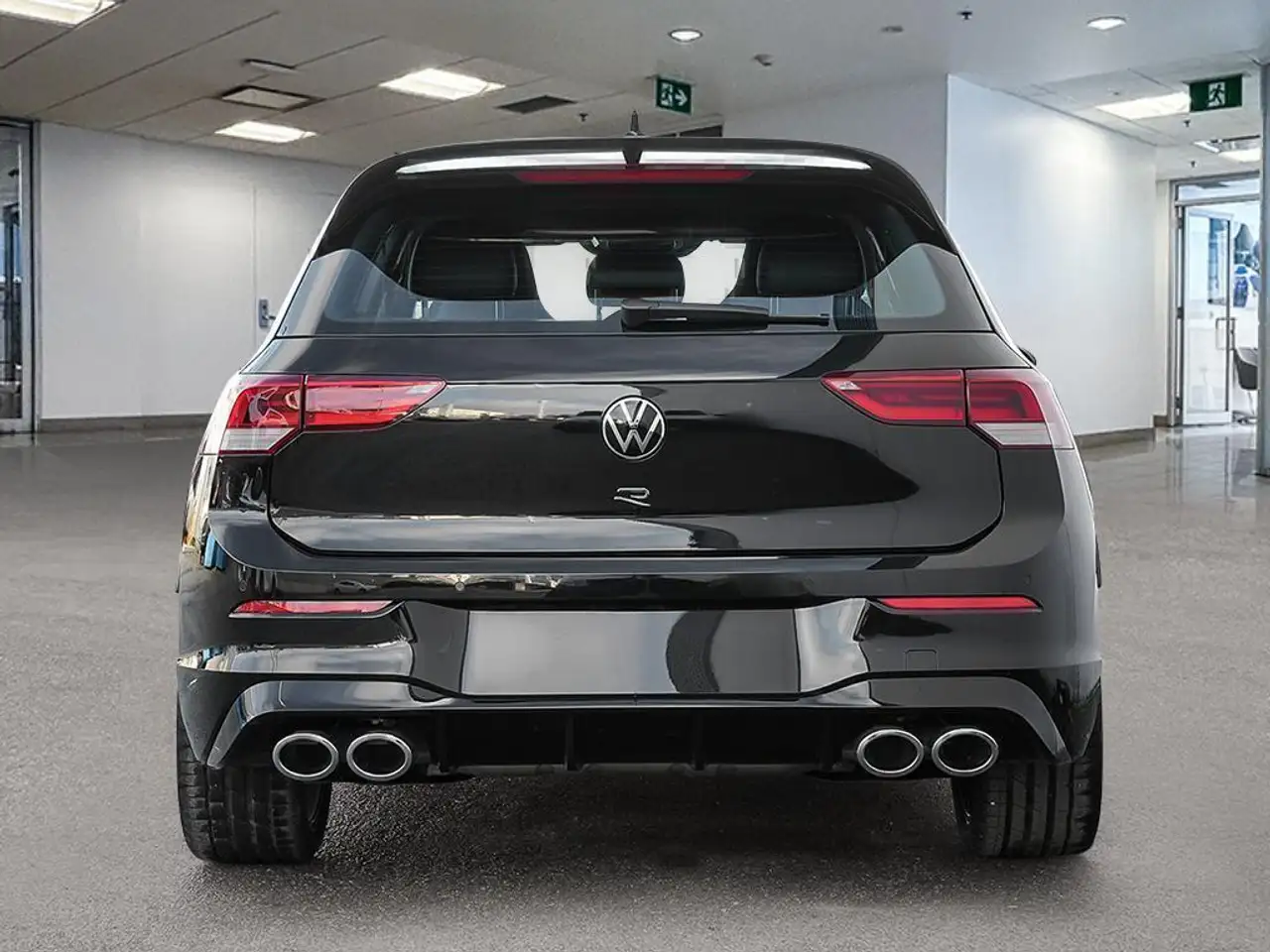 Volkswagen Golf R снимка Volkswagen Golf R