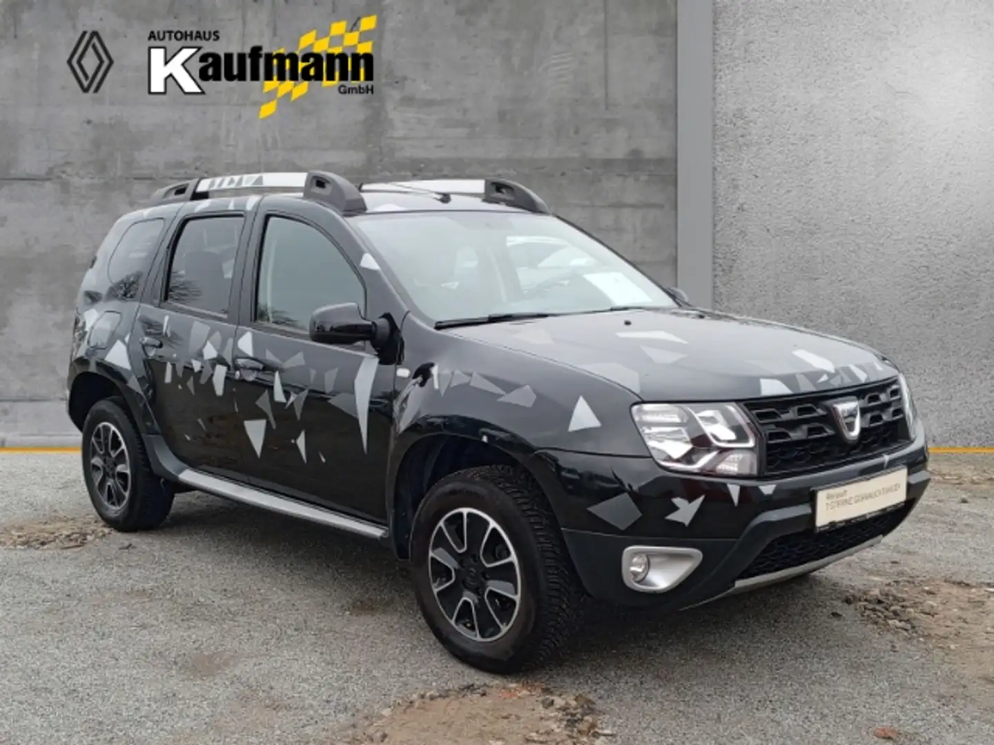 Dacia Duster I Black Shadow 4x4 1.2 TCe 125 Schwarz - 2