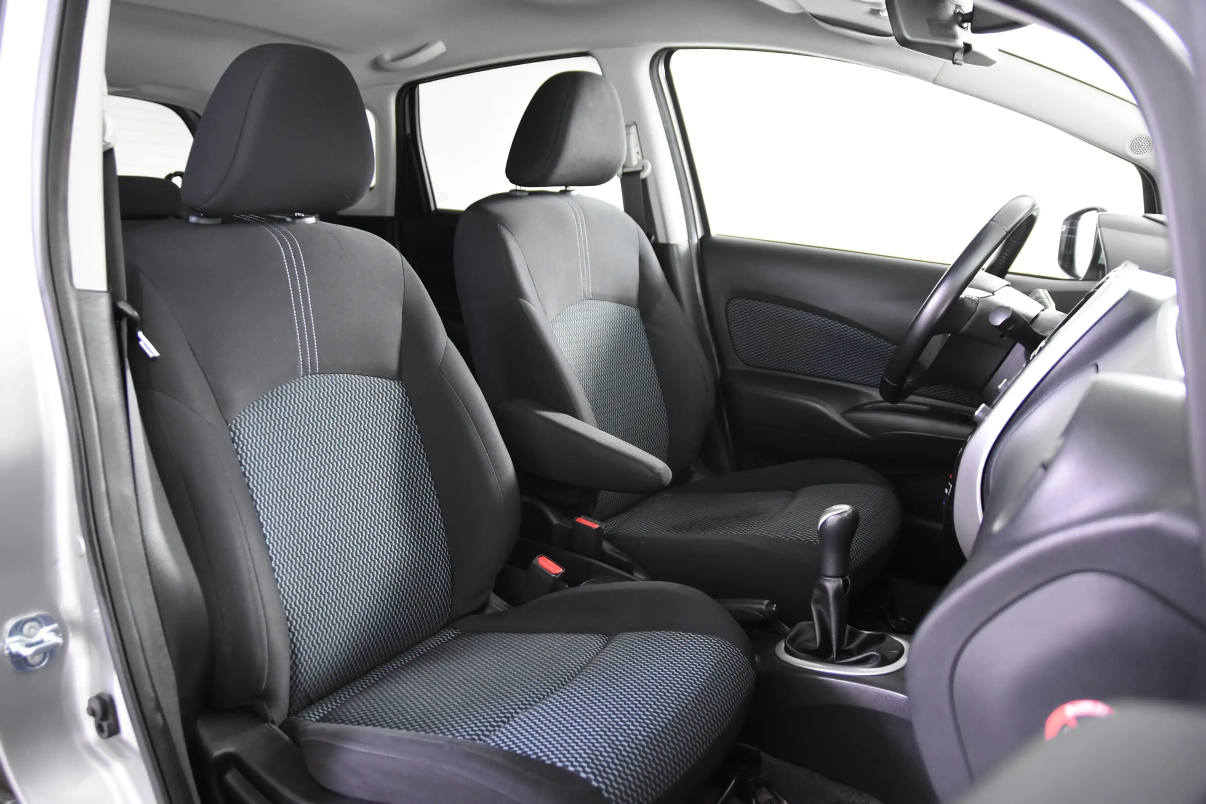 Nissan Note 1.2 Tekna *Navigatie*Climate Control*Trekhaak* — photo 3