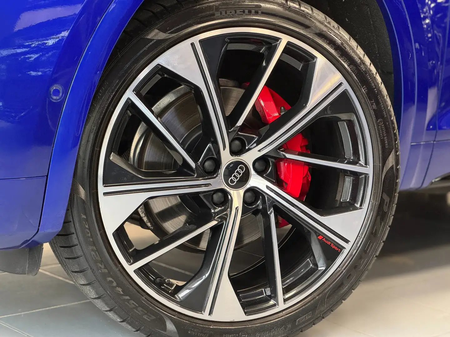 Audi Q5 Sportback 40 2.0 tdi mhev S line quattro s-tronic Blau - 2