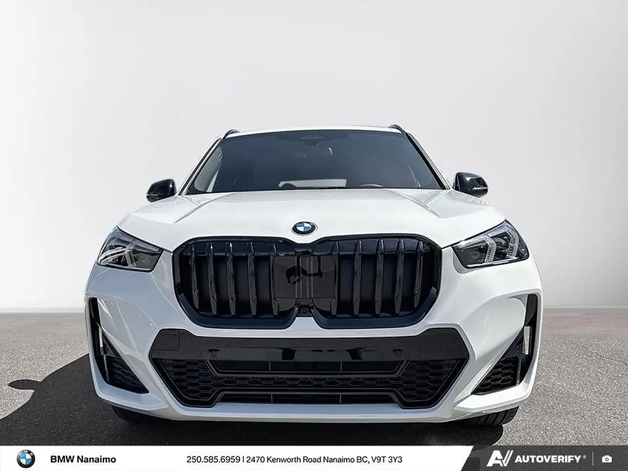 BMW X1 снимка BMW X1