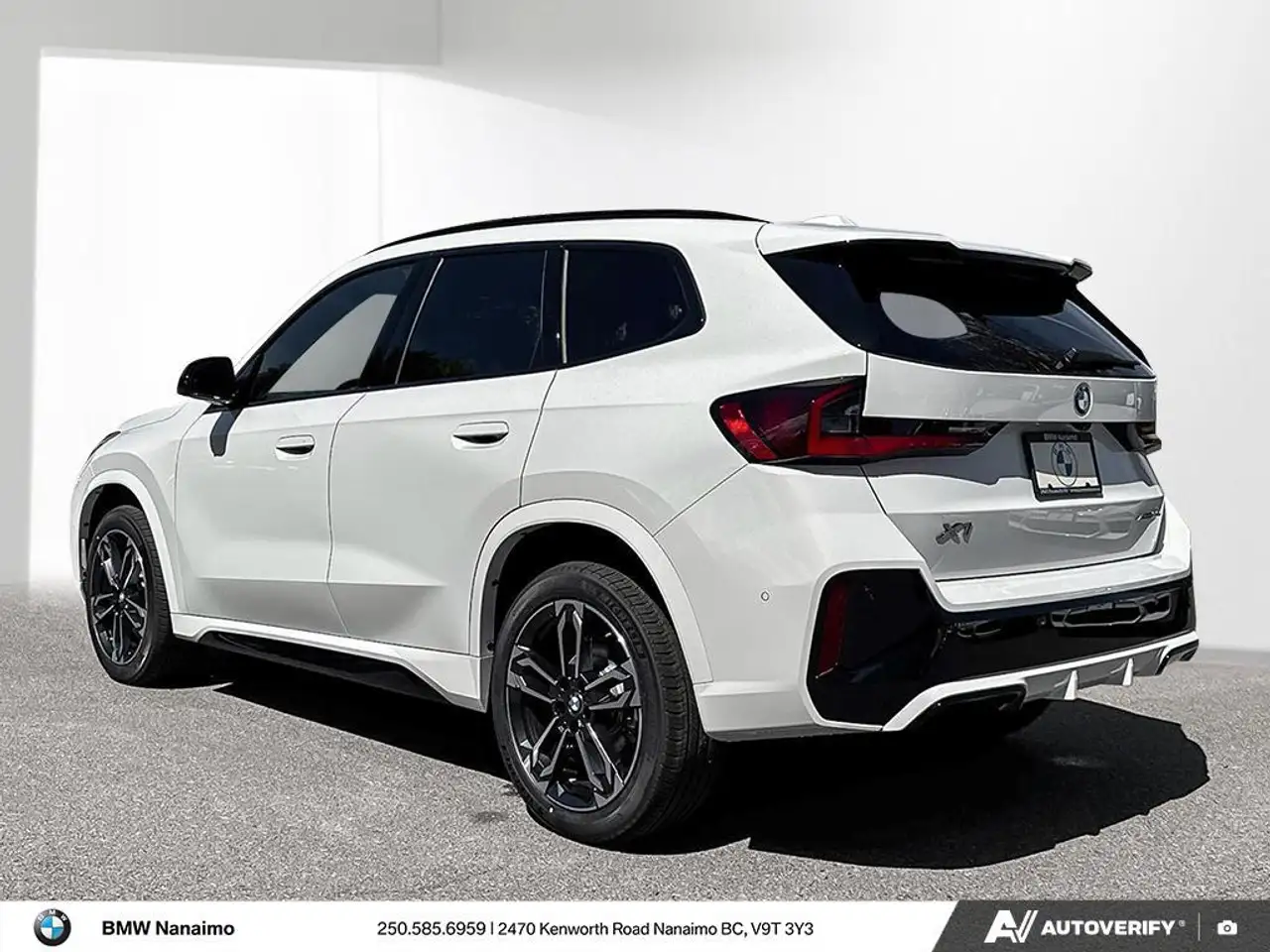 BMW X1 снимка BMW X1