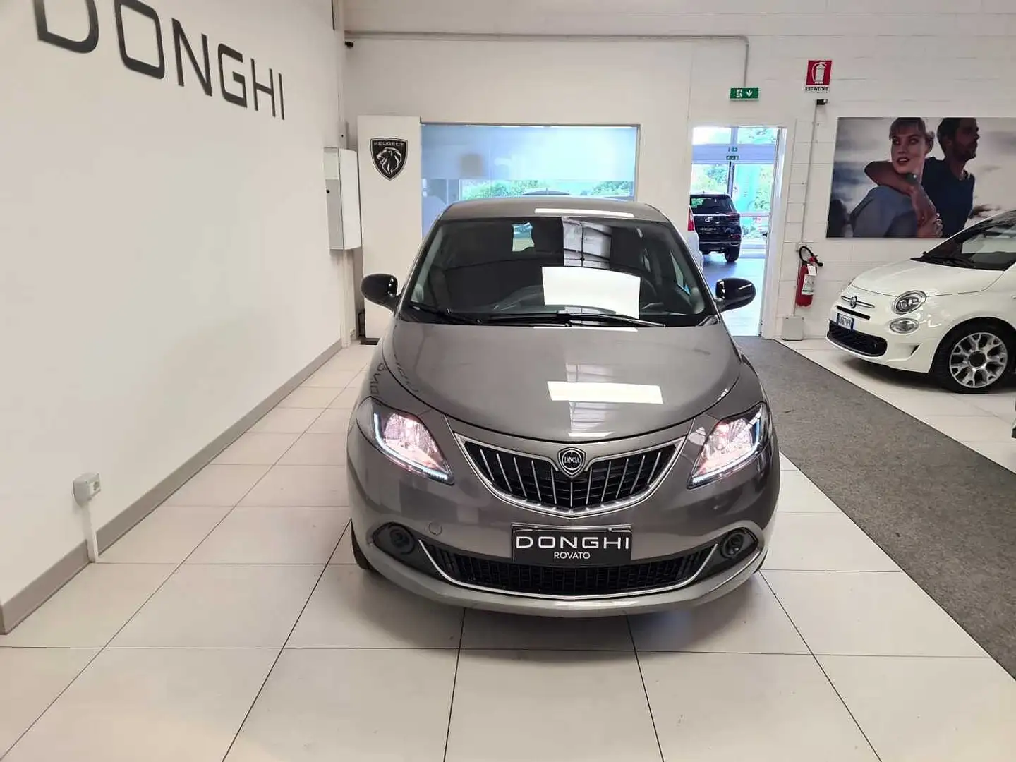 Lancia Ypsilon 1.0 Platino 70cv FireFly 5 porte S&S AZIENDALE! Grigio - 2
