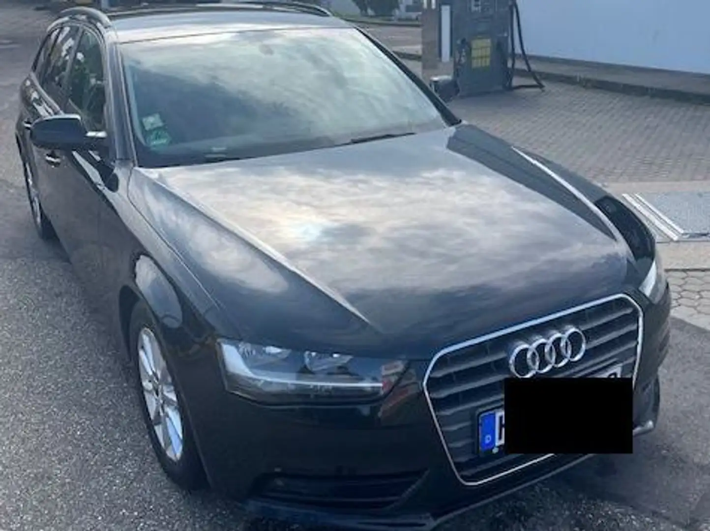 Audi A4 A4 Avant 2.0 TDI DPF clean diesel quattro Attracti Černá - 1