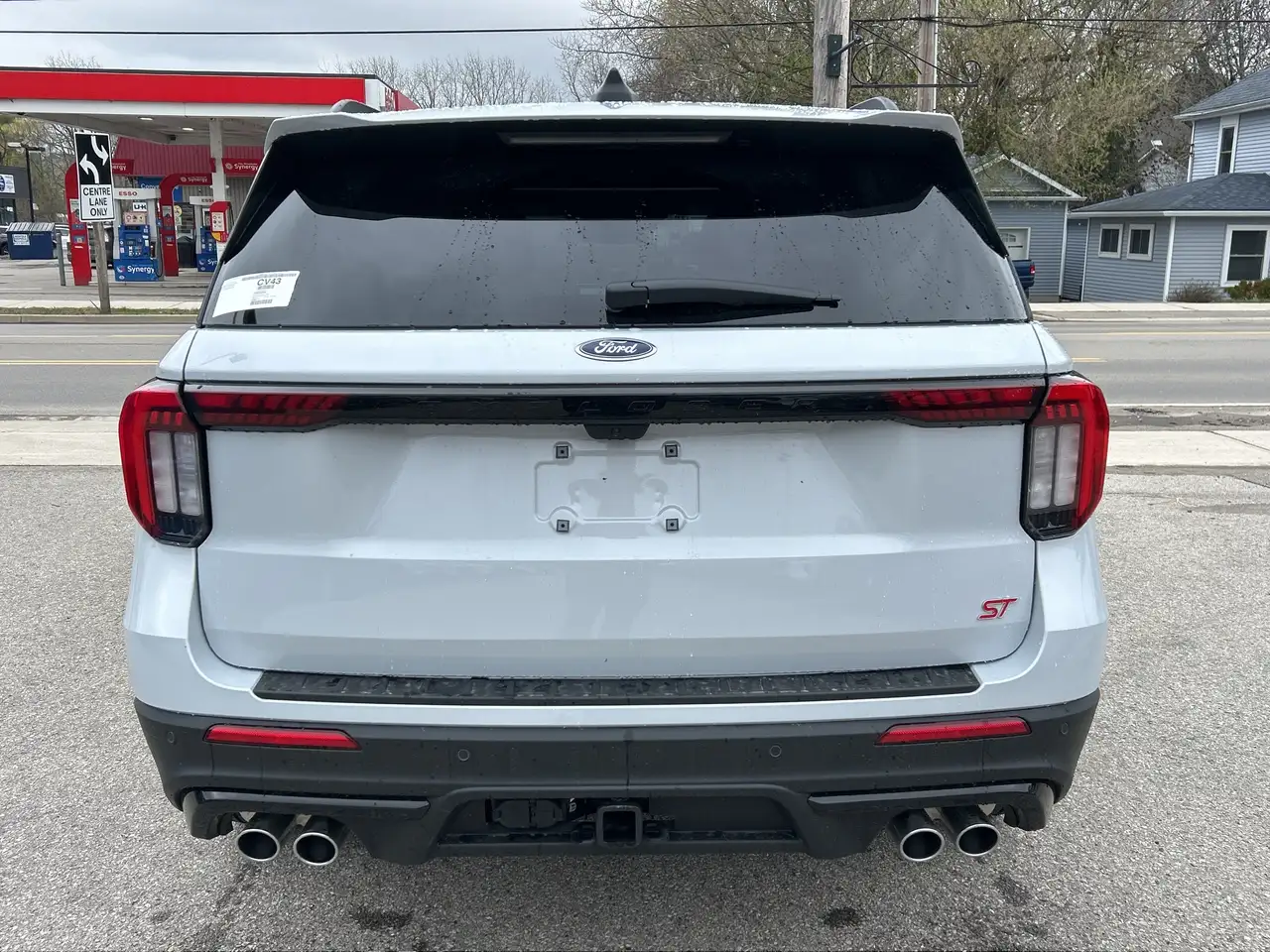 Ford Explorer снимка Ford Explorer