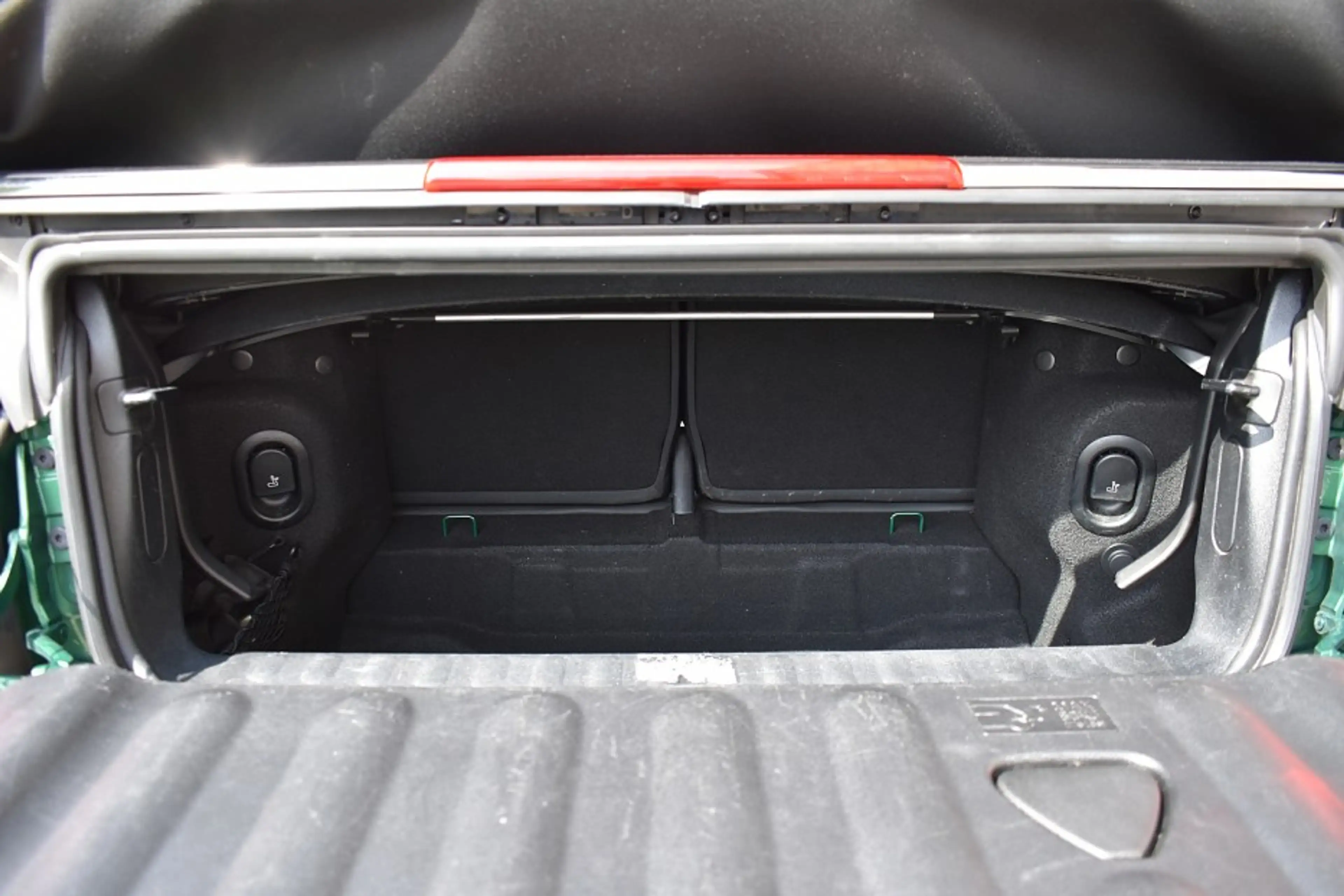 MINI Cooper Cabrio 1.5 Cooper Rockingham GT Edition/leer/Navi/Stoelve — photo 13