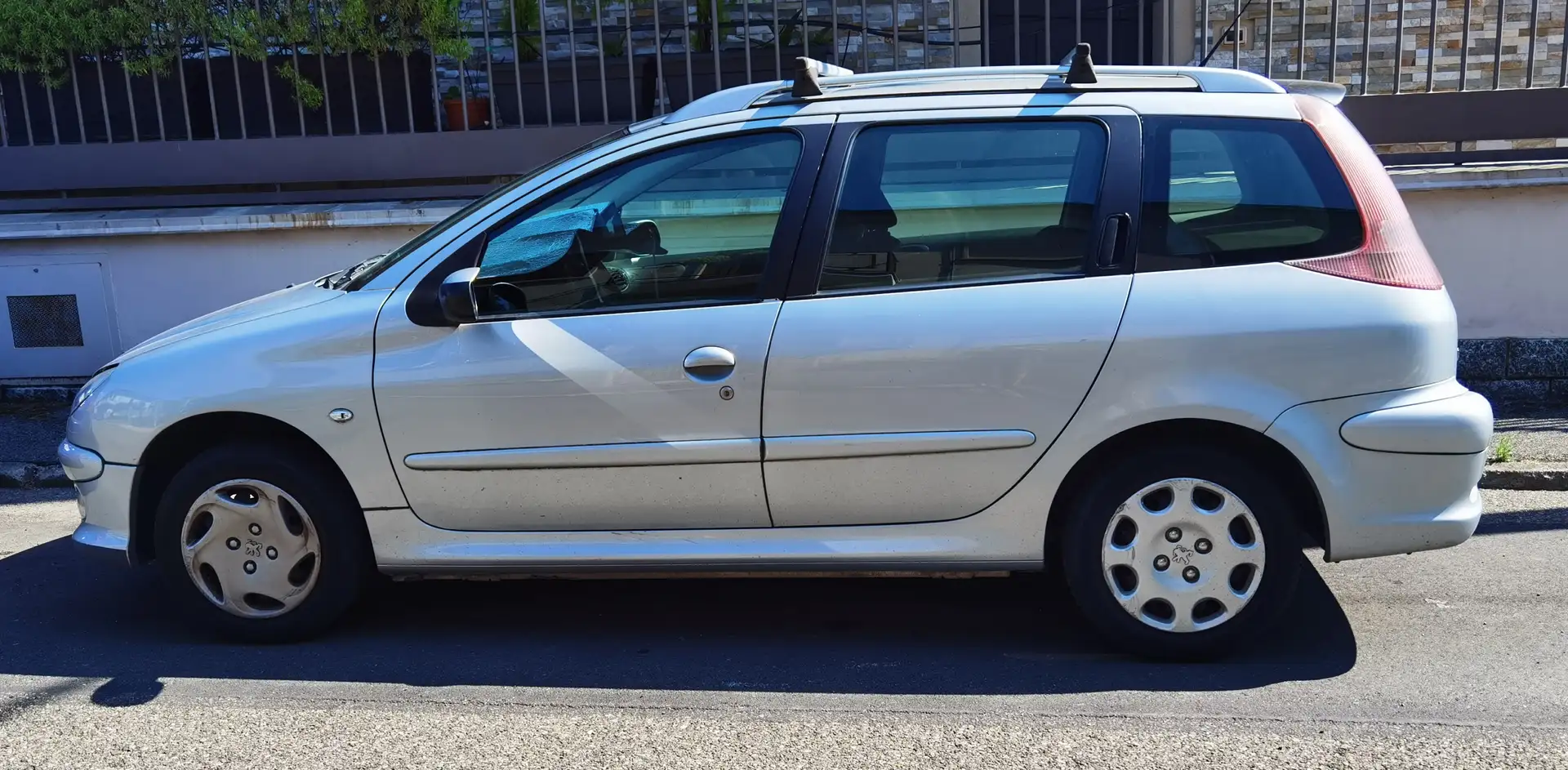 Peugeot 206 206 SW 1.4 Enfant Terrible Argento - 2