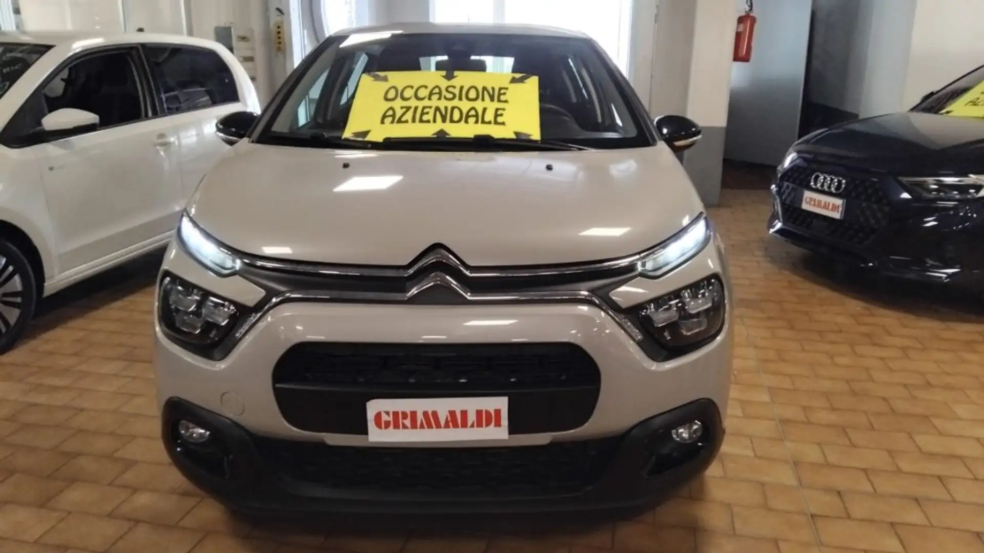 Citroen C3 Origin PureTech Plus PACK CITY Beige - 2