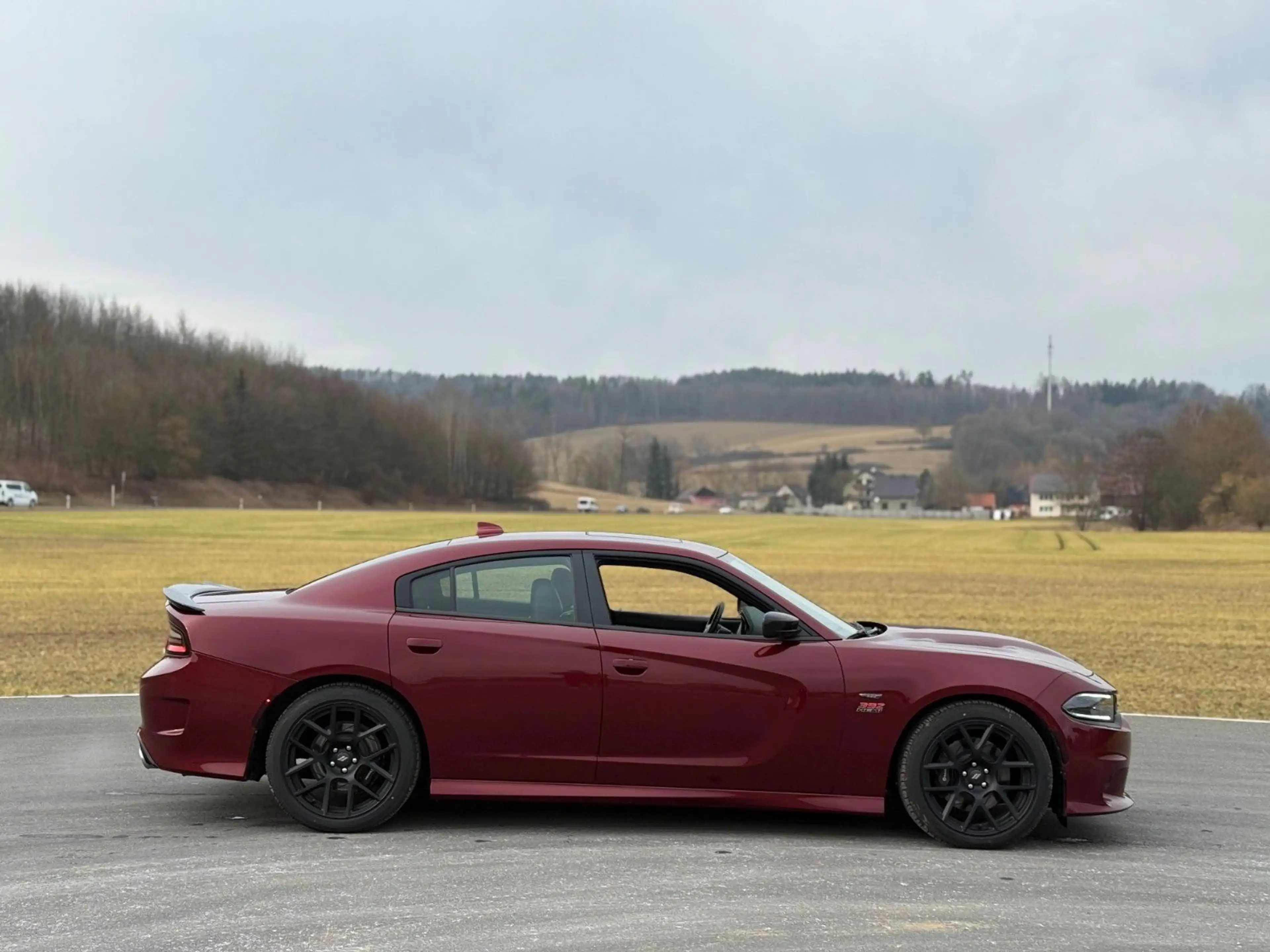 Dodge Charger Scat Pack 6.4l V8 — photo 9