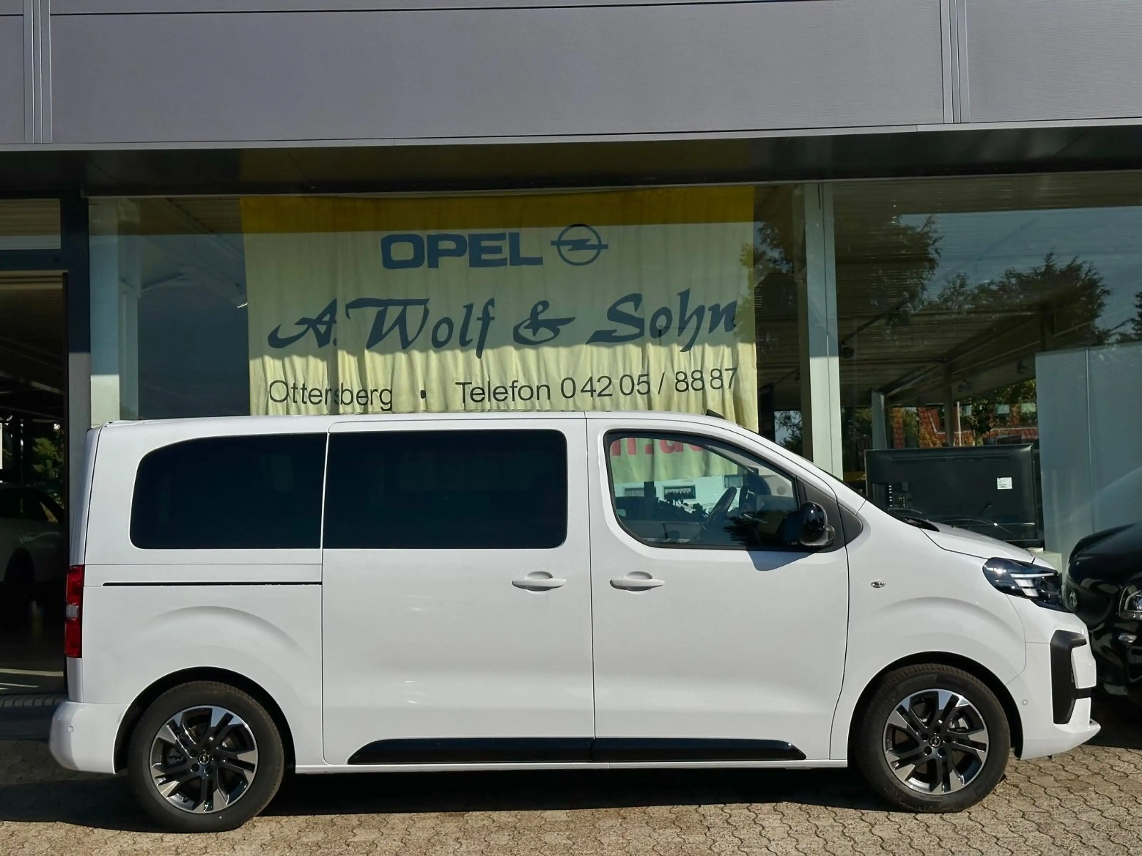 Opel Zafira Life GS M AT +7-SITZER+STDHZ+ACC+KAMERA+ — photo 4
