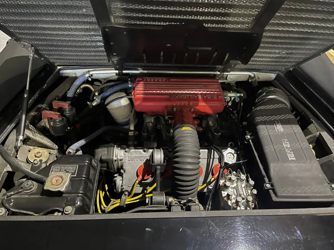 Ferrari Mondial cabriolet, foto 8