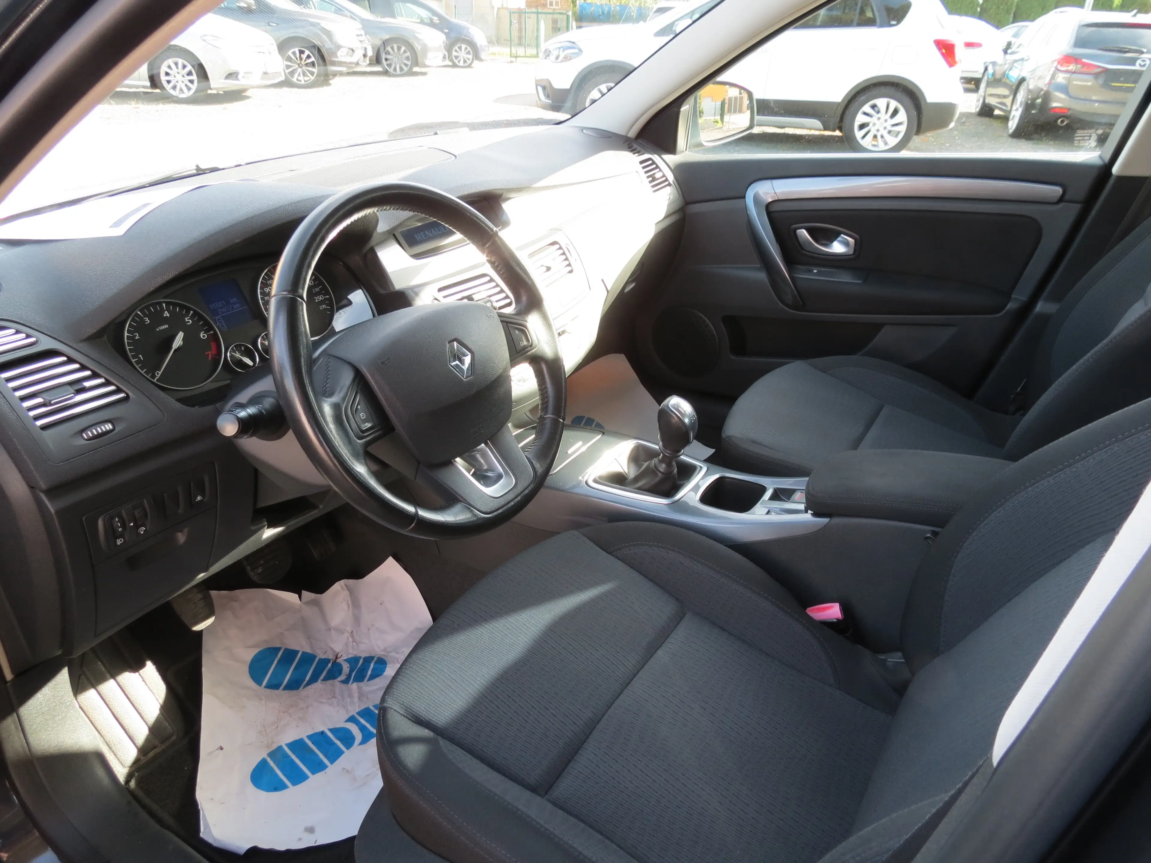 Renault Laguna Expression Lim. SR+WR!!Klimaaut.!!Temp. Alu!! — photo 12