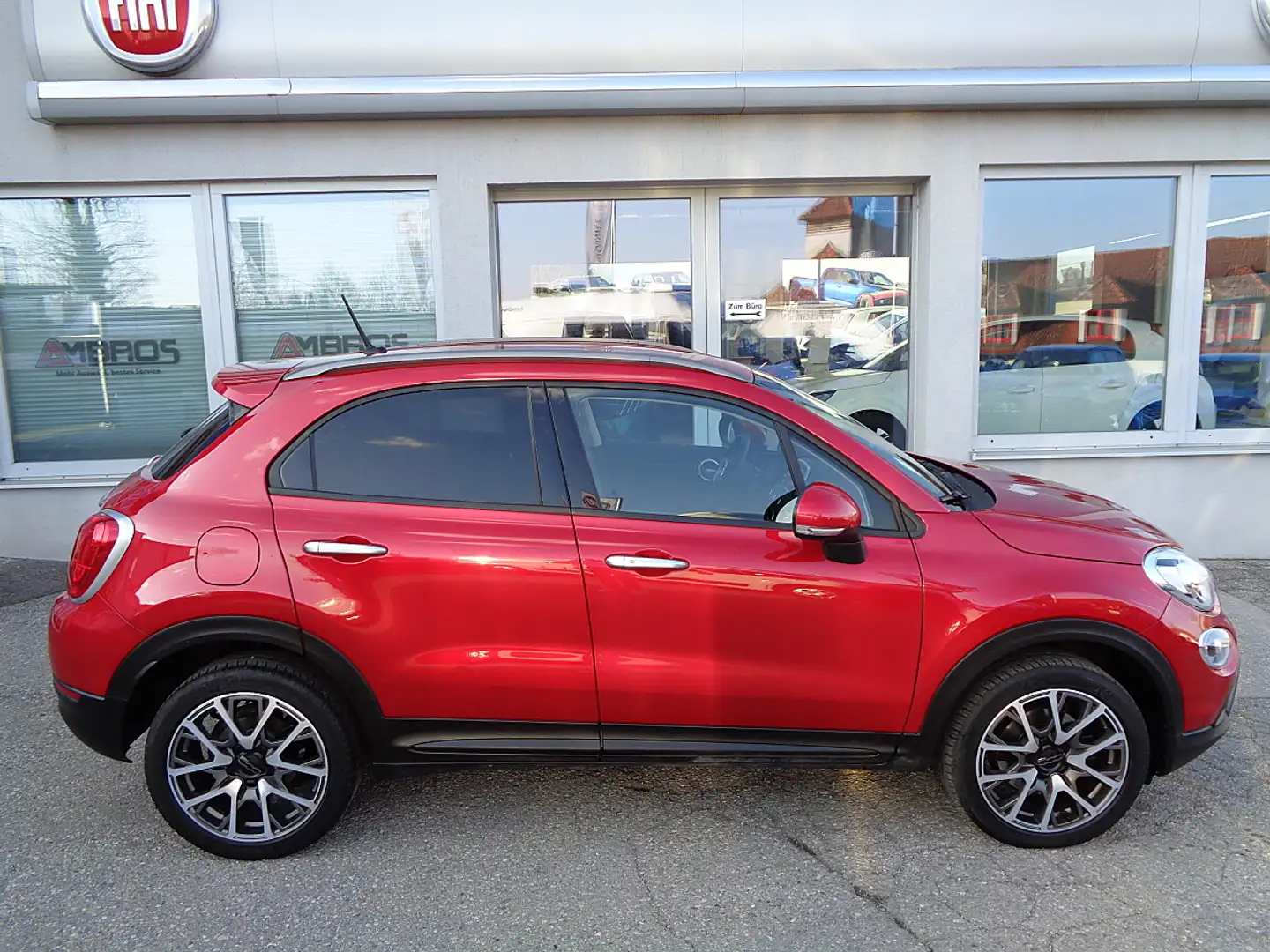 Fiat 500X 2,0 Multi-Jet II 140 Off-Road Look Cross Plus Aut. Rot - 2