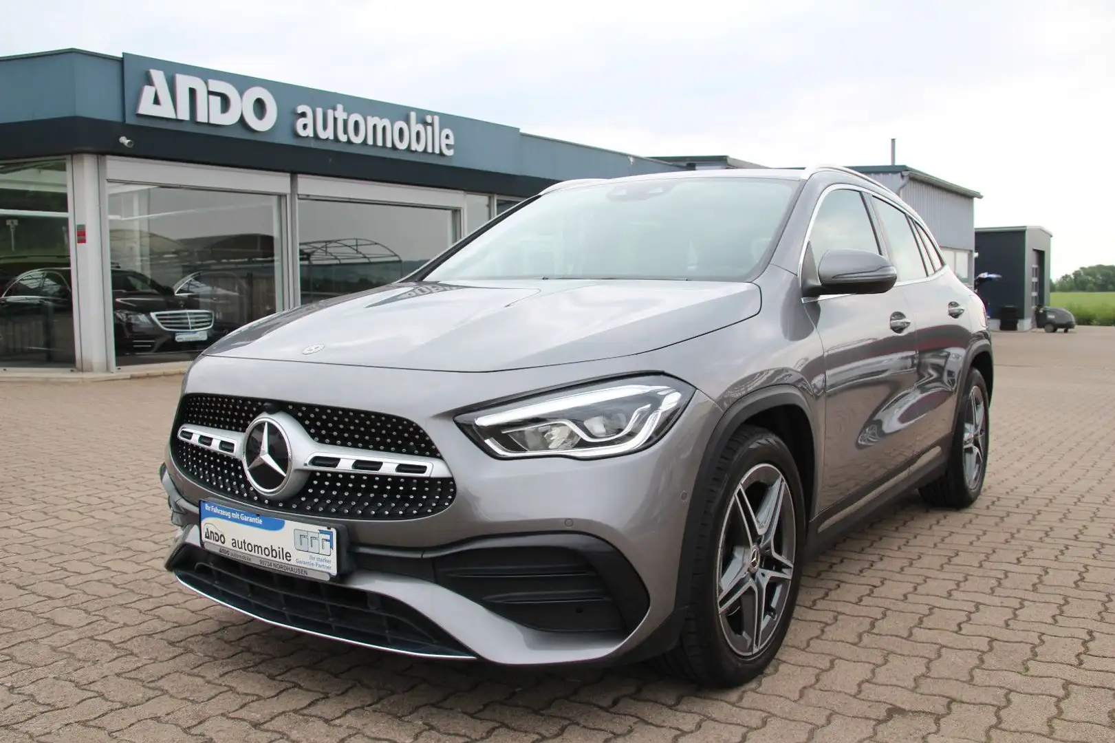 Mercedes-Benz GLA 220 d 4Matic AMG-Line LED/MBUX/Kamera Gri - 1