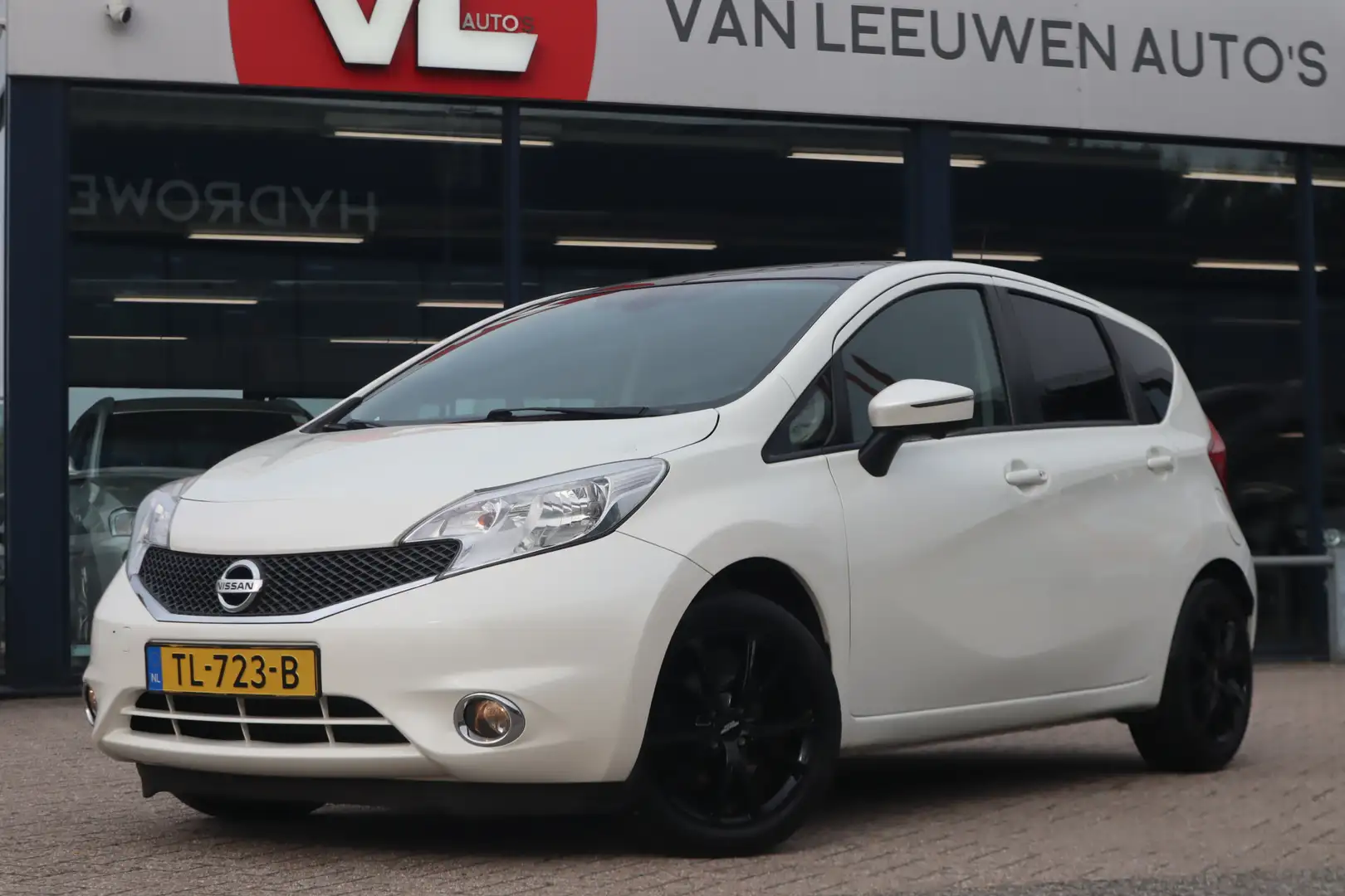 Nissan Note 1.2 DIG-S Tekna | Airco | Navi | Half leder Wit - 1