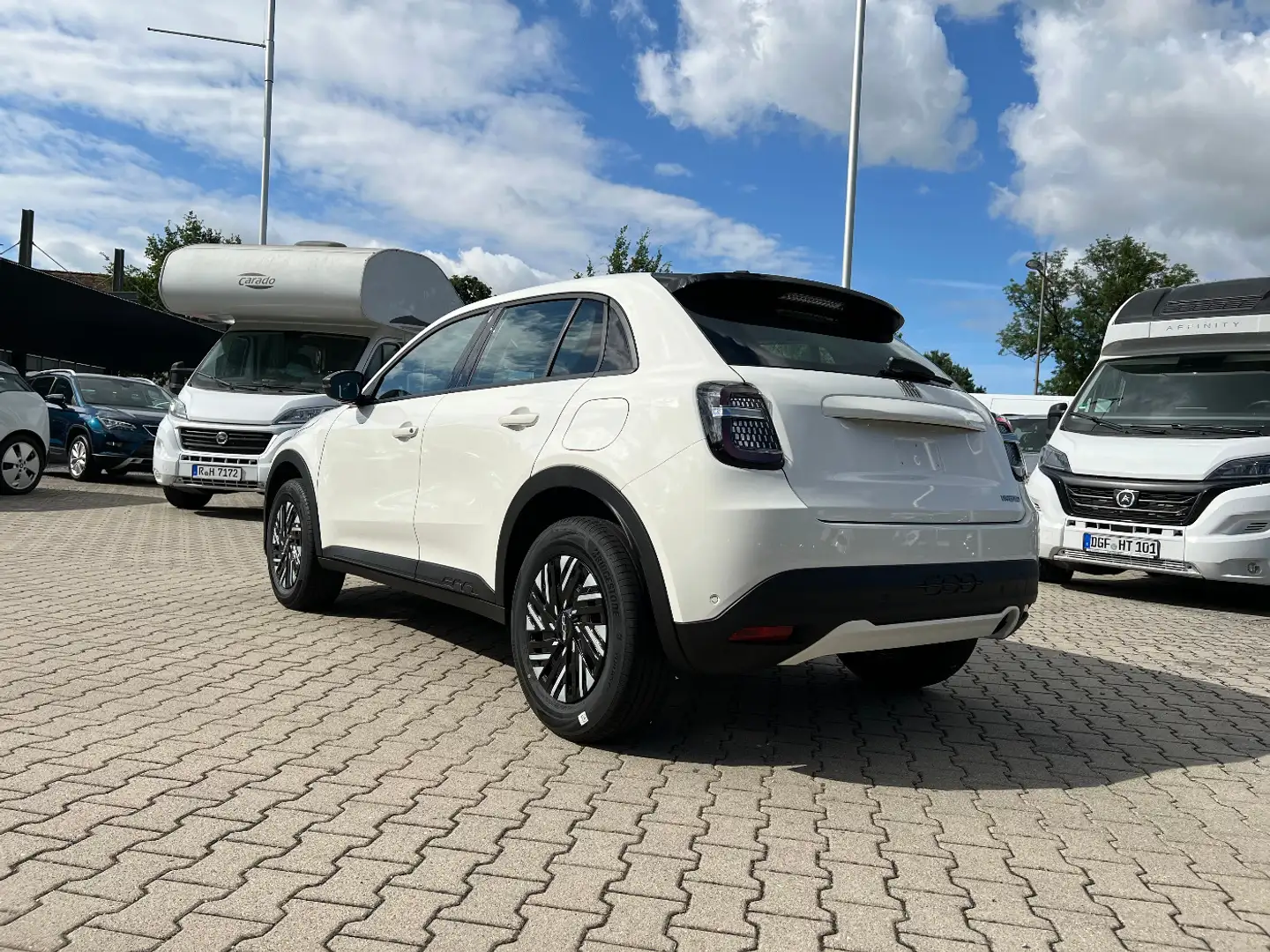 Fiat 600 1.2 Hybrid DCT *LED Sitzheizung Klima PDC* Weiß - 2