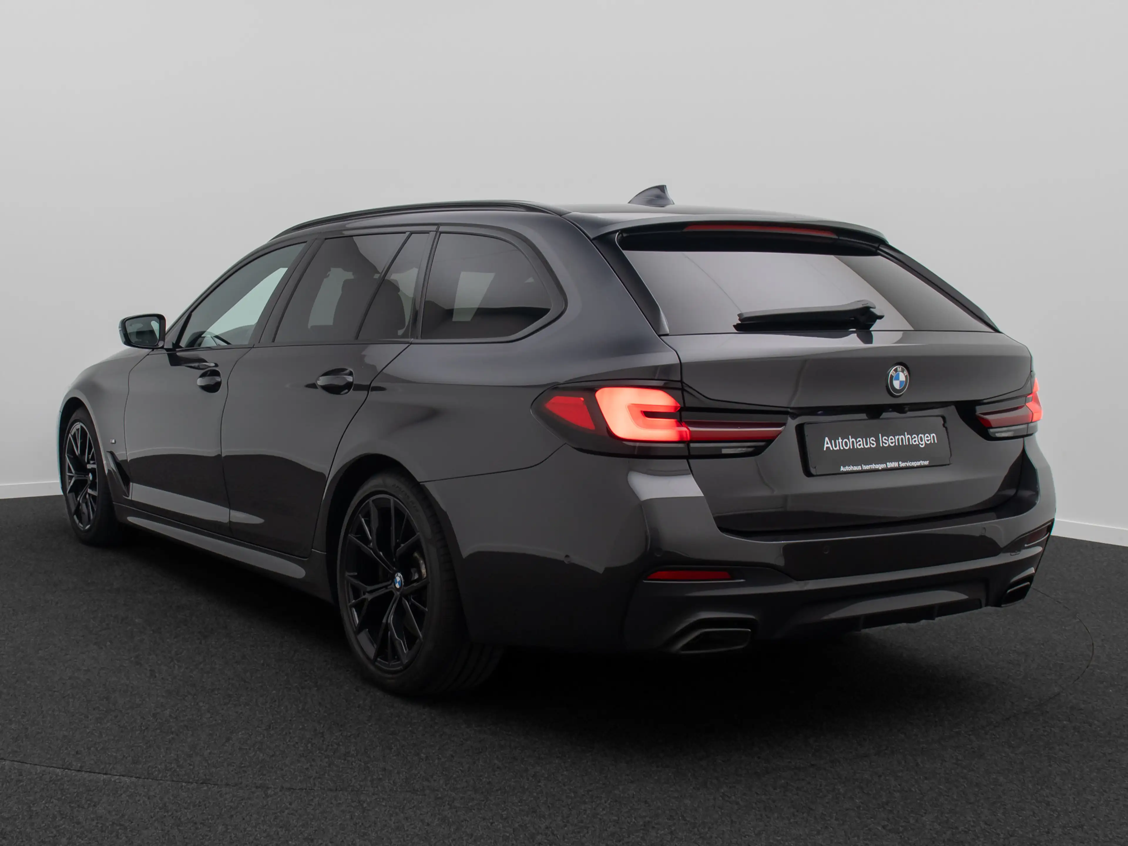 BMW 530 MSport HUD DAB Kamera AHK Panorama HiFi 19 — photo 9
