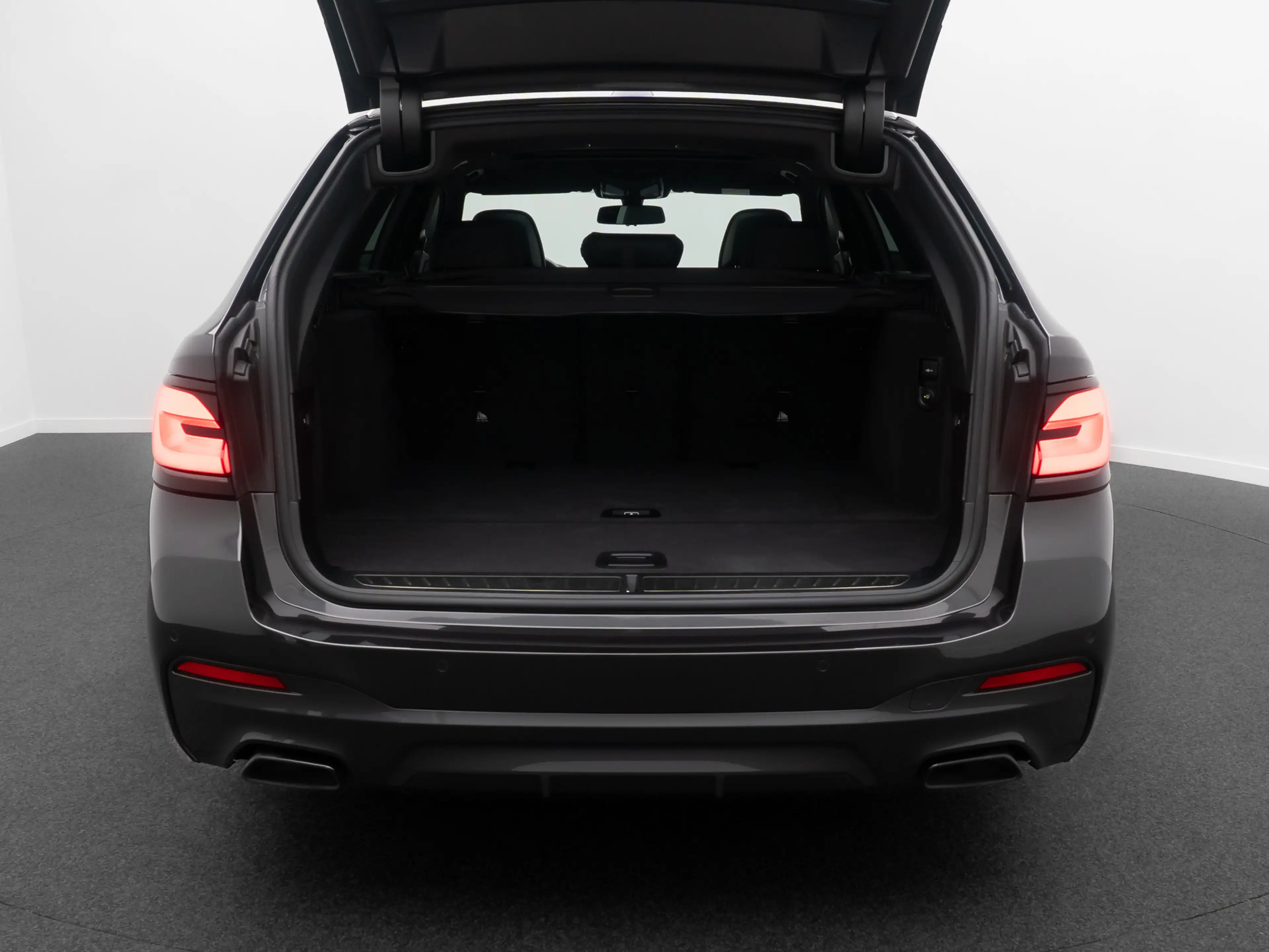 BMW 530 MSport HUD DAB Kamera AHK Panorama HiFi 19 — photo 14
