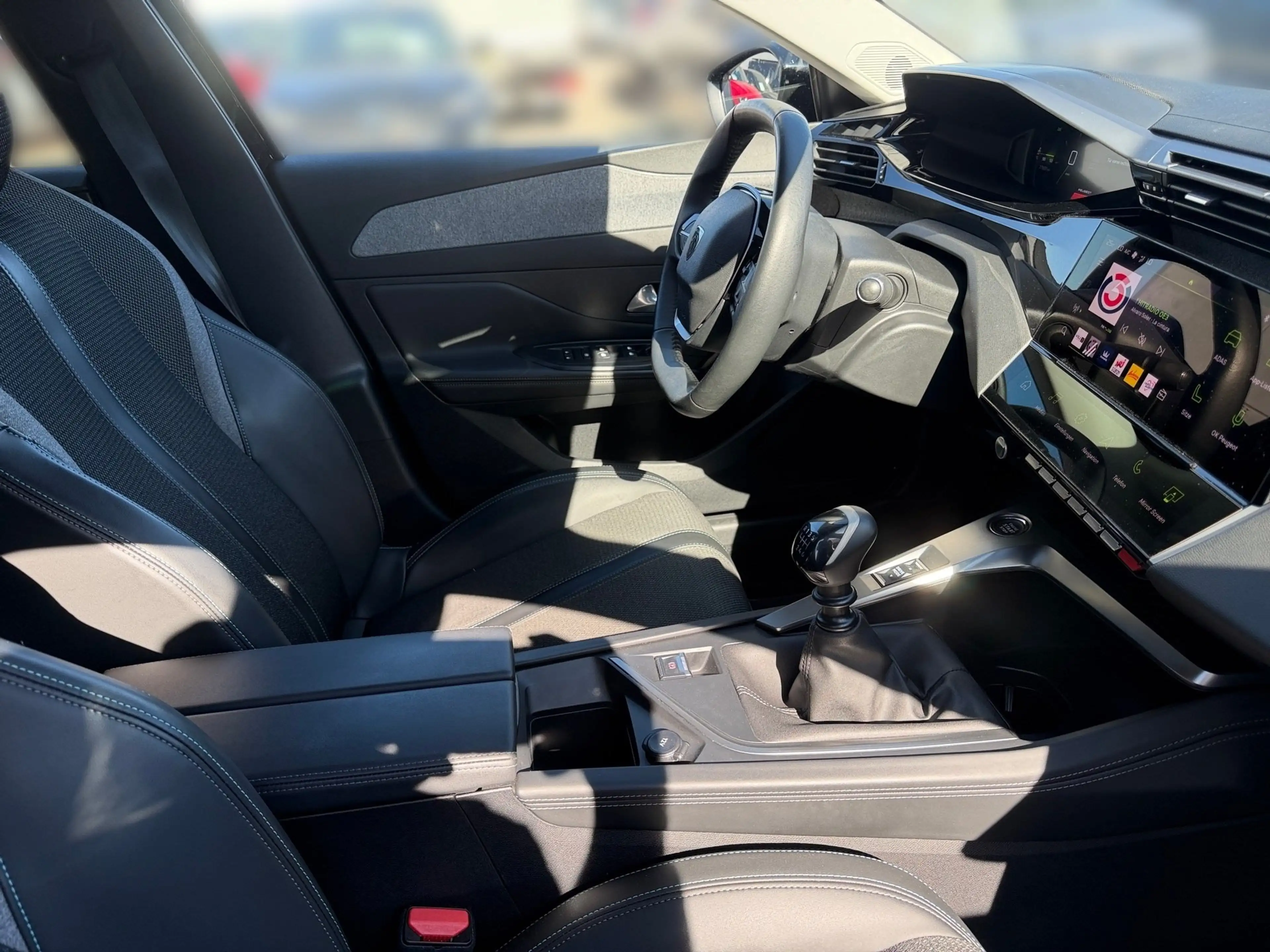 Peugeot 308 Allure Pack 130S&S — photo 7