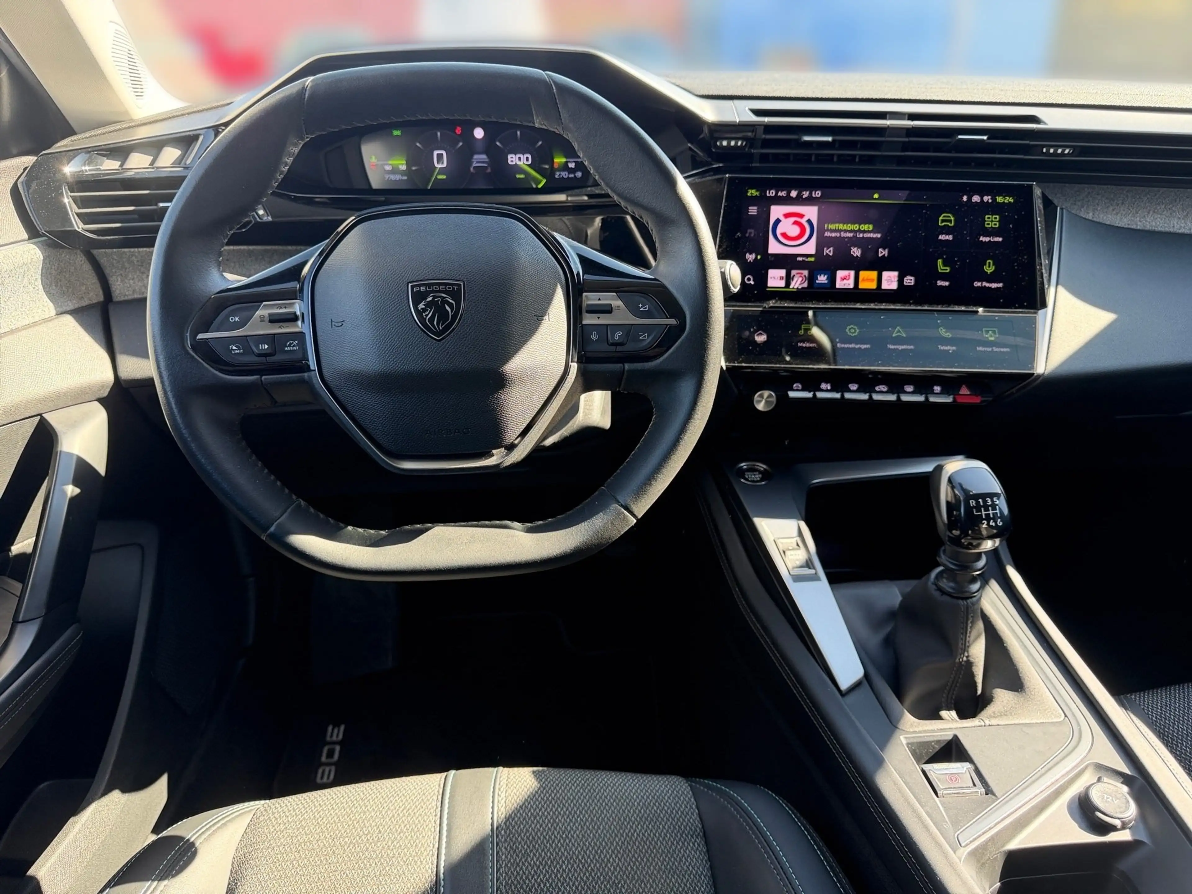 Peugeot 308 Allure Pack 130S&S — photo 9