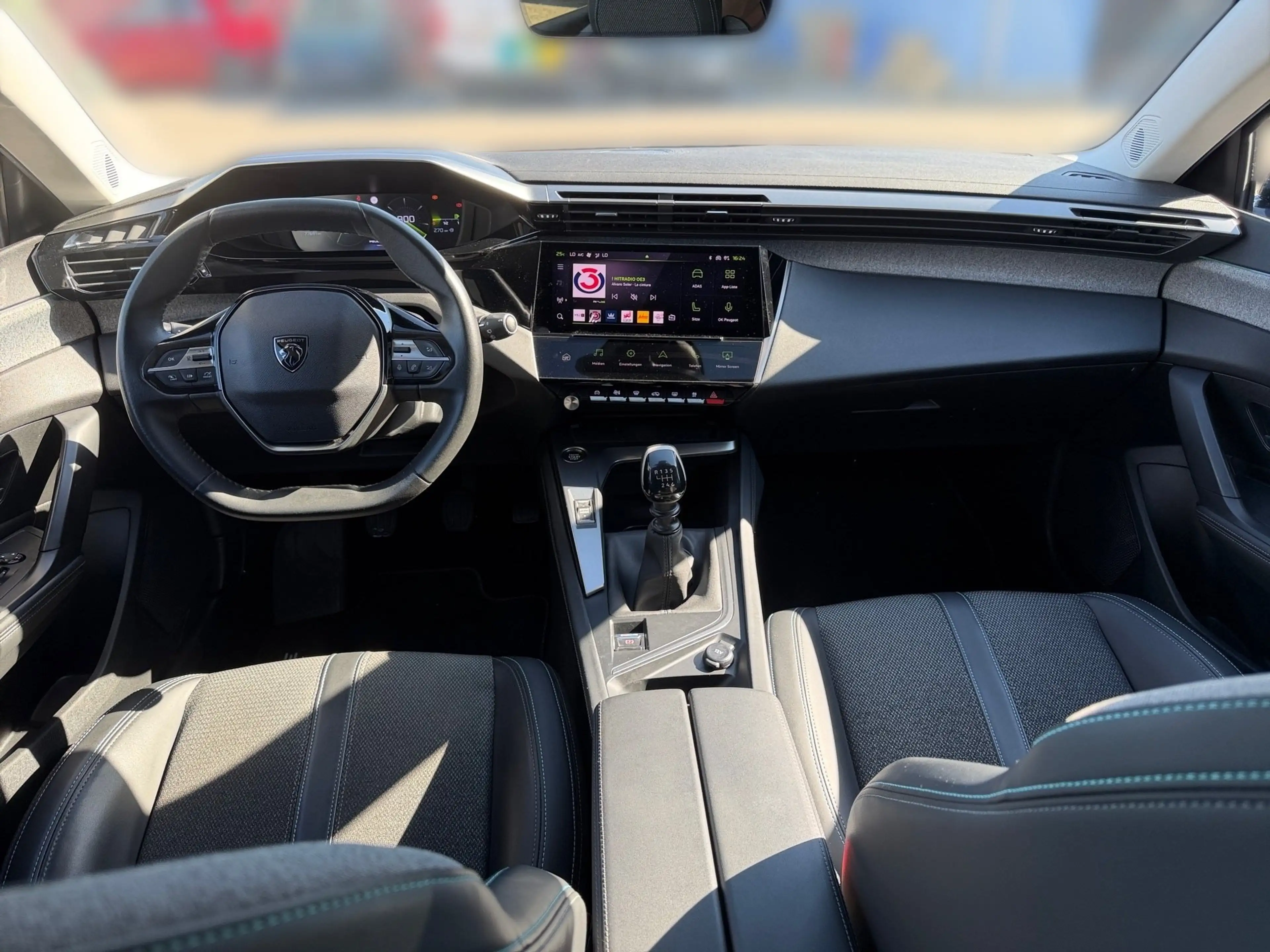 Peugeot 308 Allure Pack 130S&S — photo 8