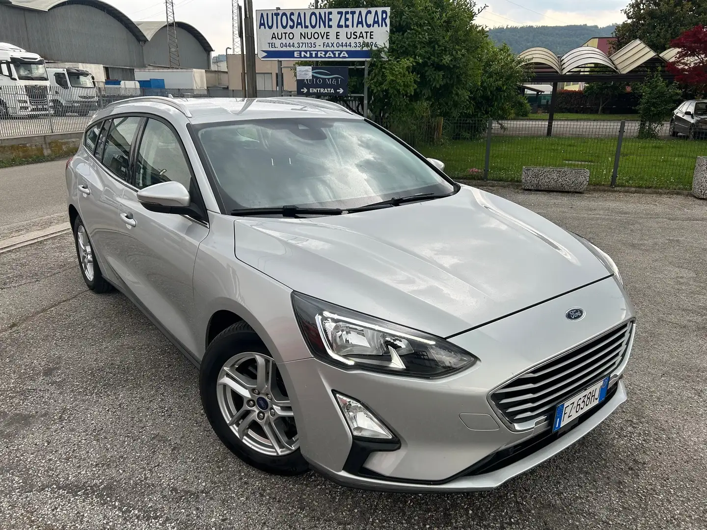 Ford Focus Focus SW 1.5 ecoblue Business Silber - 1