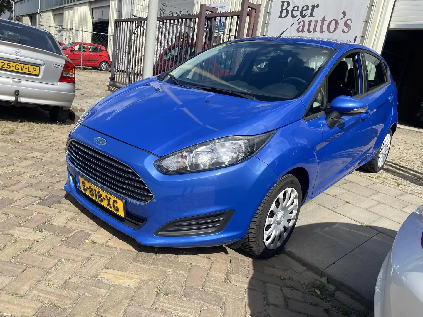 Ford Fiesta 1.25 Titanium Blauw - 1