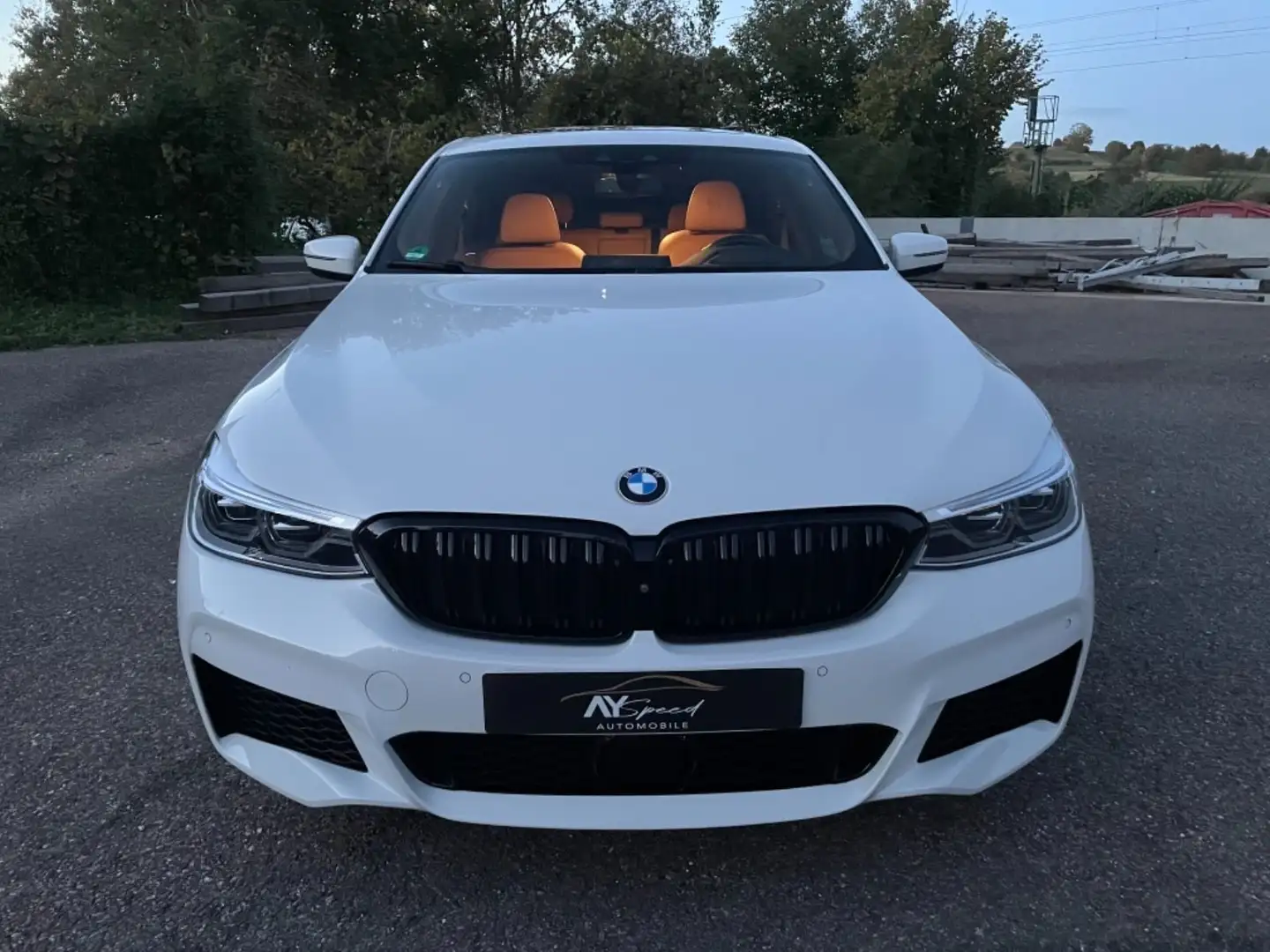 BMW 630 M-PAKET/PANO/360°/LED/ACC/20" bijela - 2