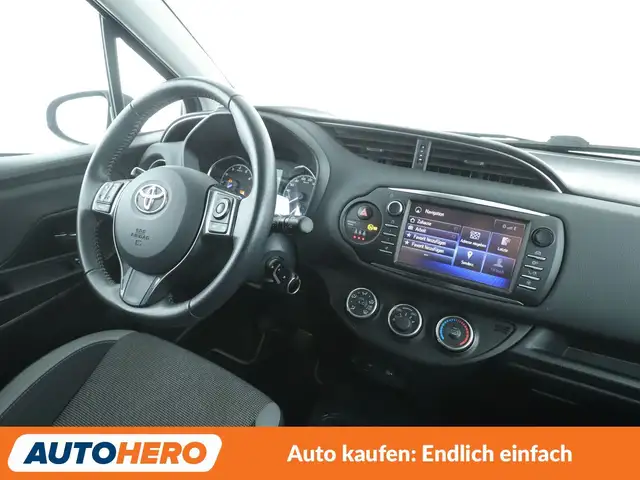 Toyota Yaris view 13