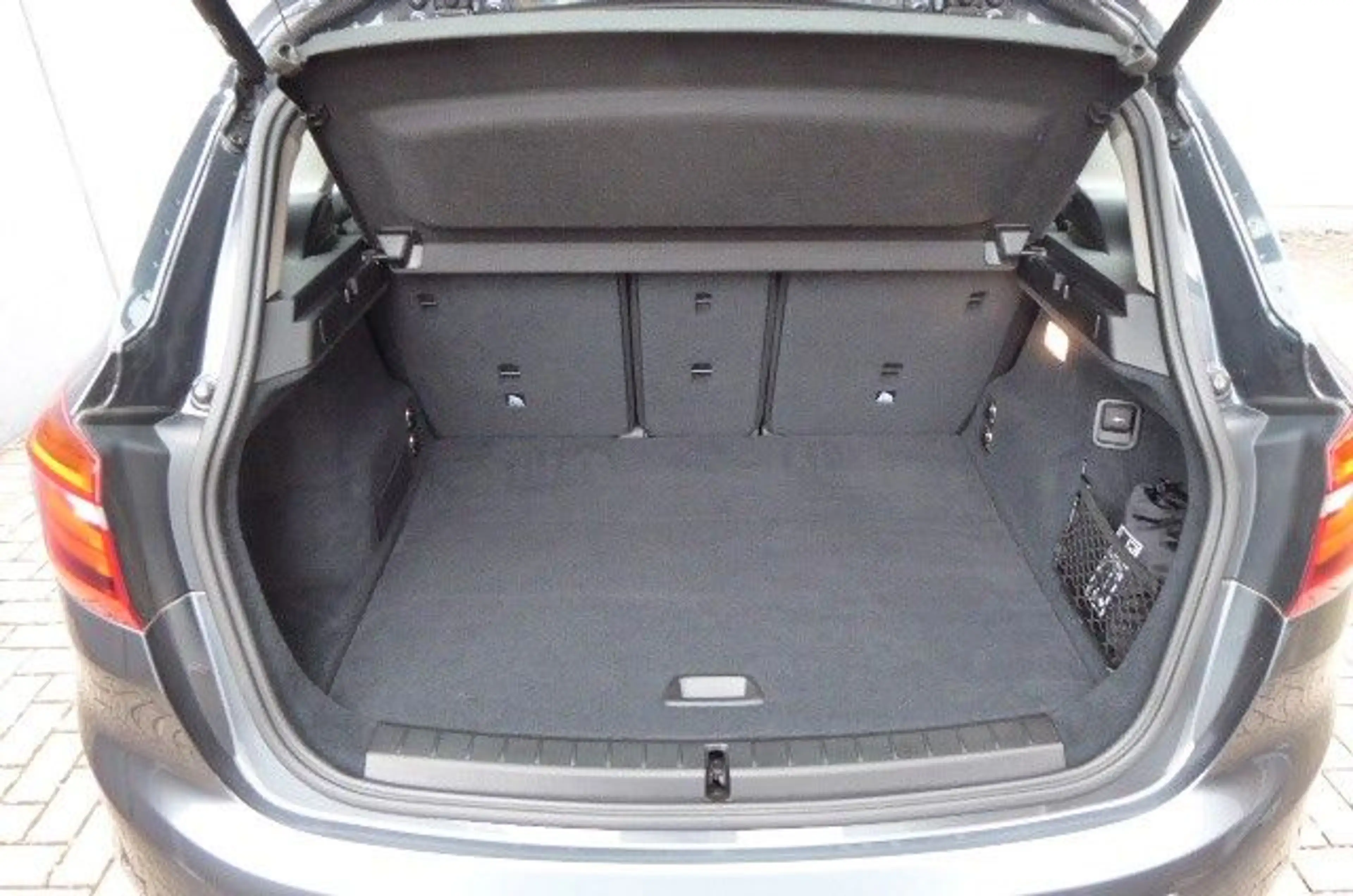 BMW 216 nur 4,1 L Verbrauch — photo 13